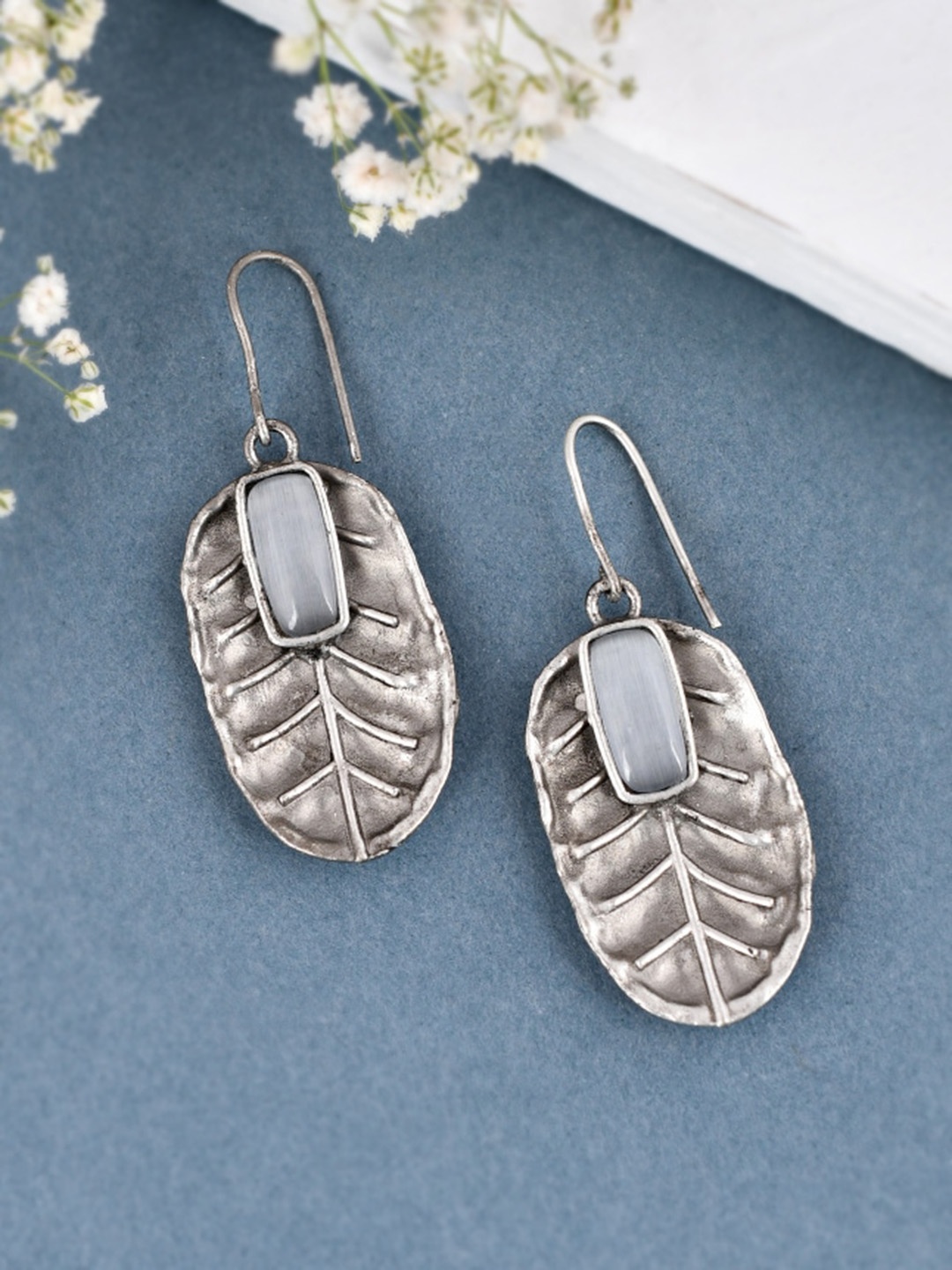 

DASTOOR Silver Plated Oxidised Stone Studded Drop Earrings