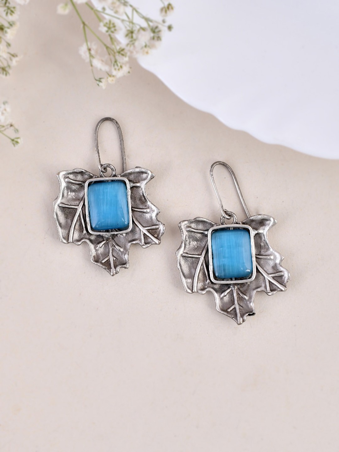 

DASTOOR Silver-Plated Contemporary Oxidised Drop Earrings