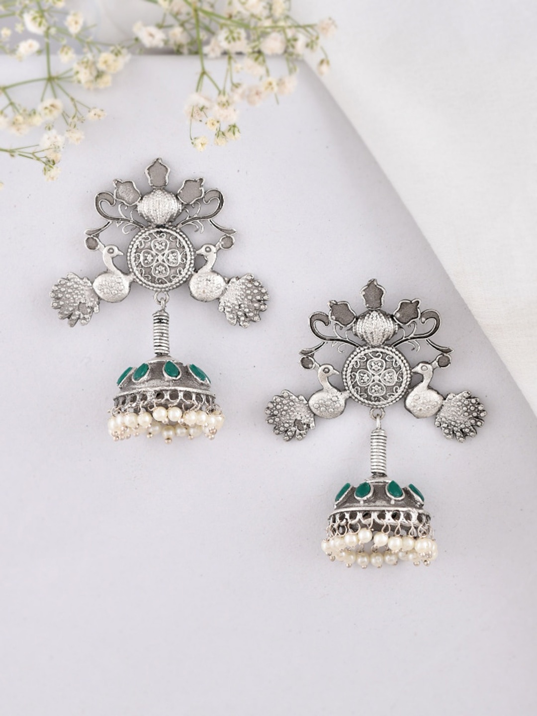 

DASTOOR Silver-Plated Oxodise Jhumkas