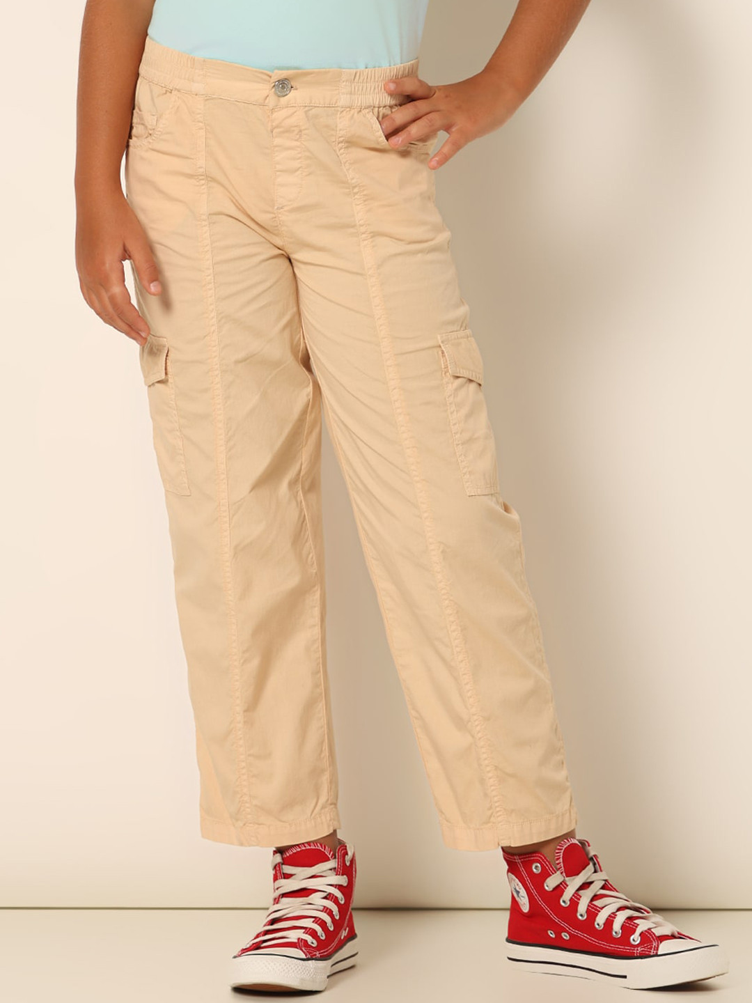 

Vero Moda Girls Mid Rise Cotton Cargos, Beige