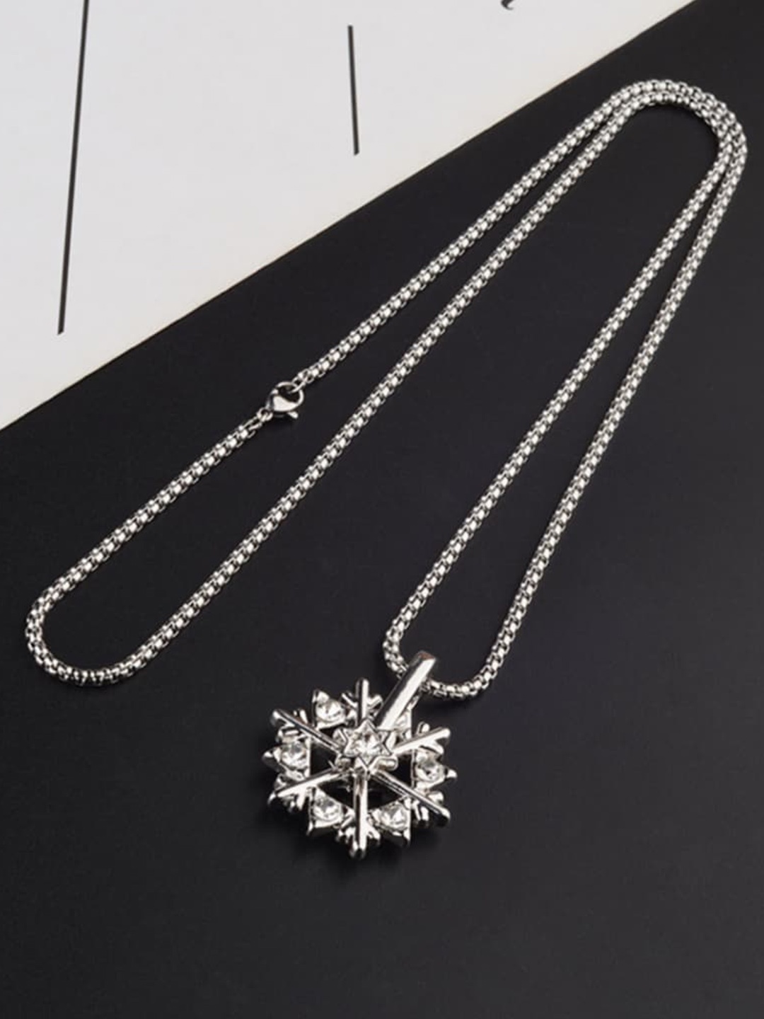 

SALTY Men Stainless Steel Snowflake Silver Pendant