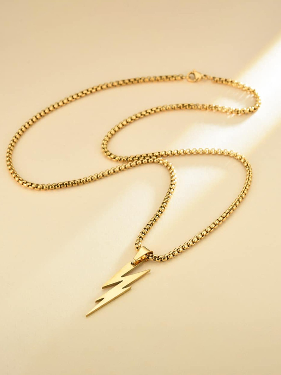 

SALTY Men Stainless Steel Teardrop Shaped Pendants with Chains, Gold