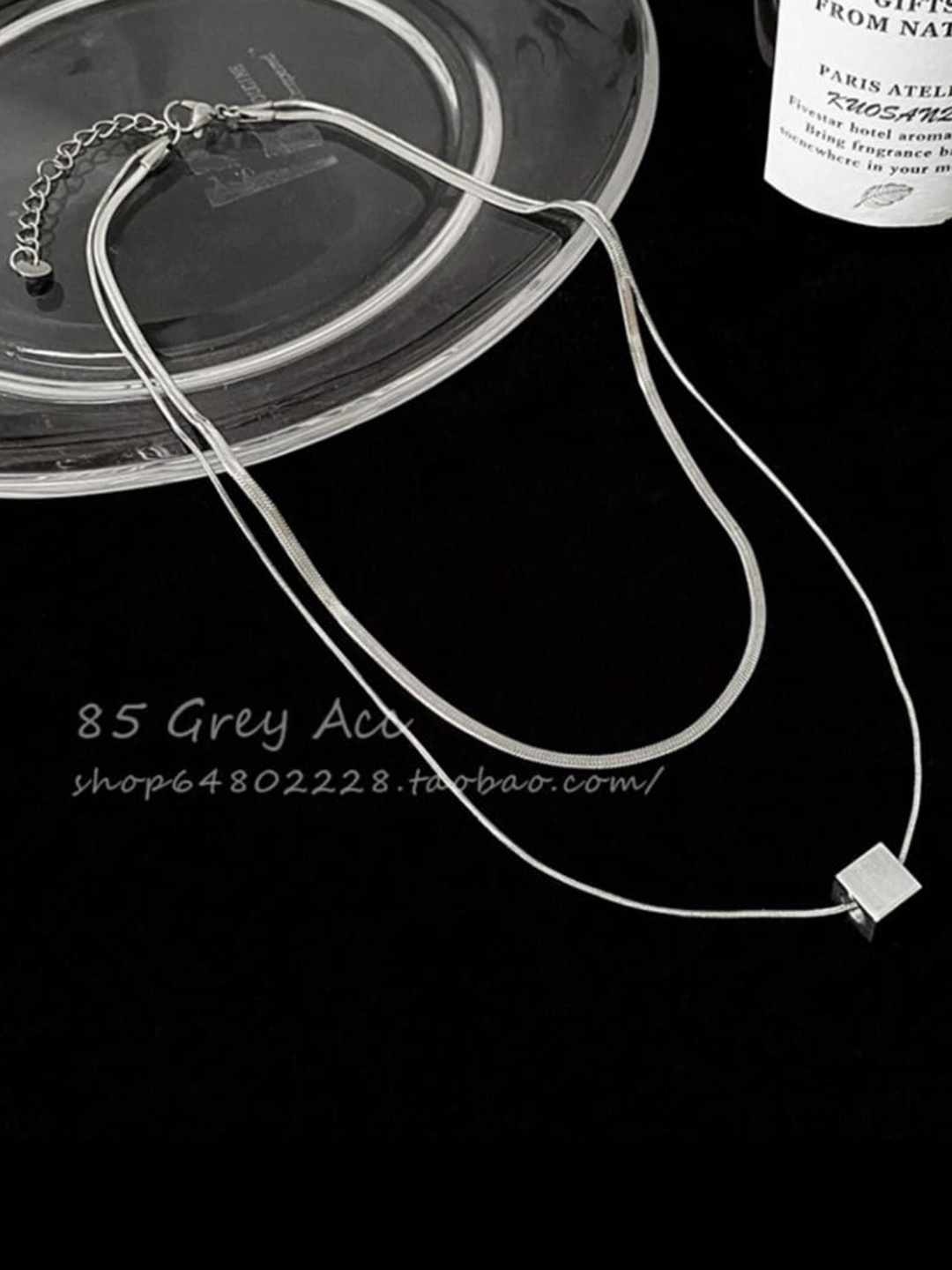 

SALTY Men Square Pendant with Chain, Silver