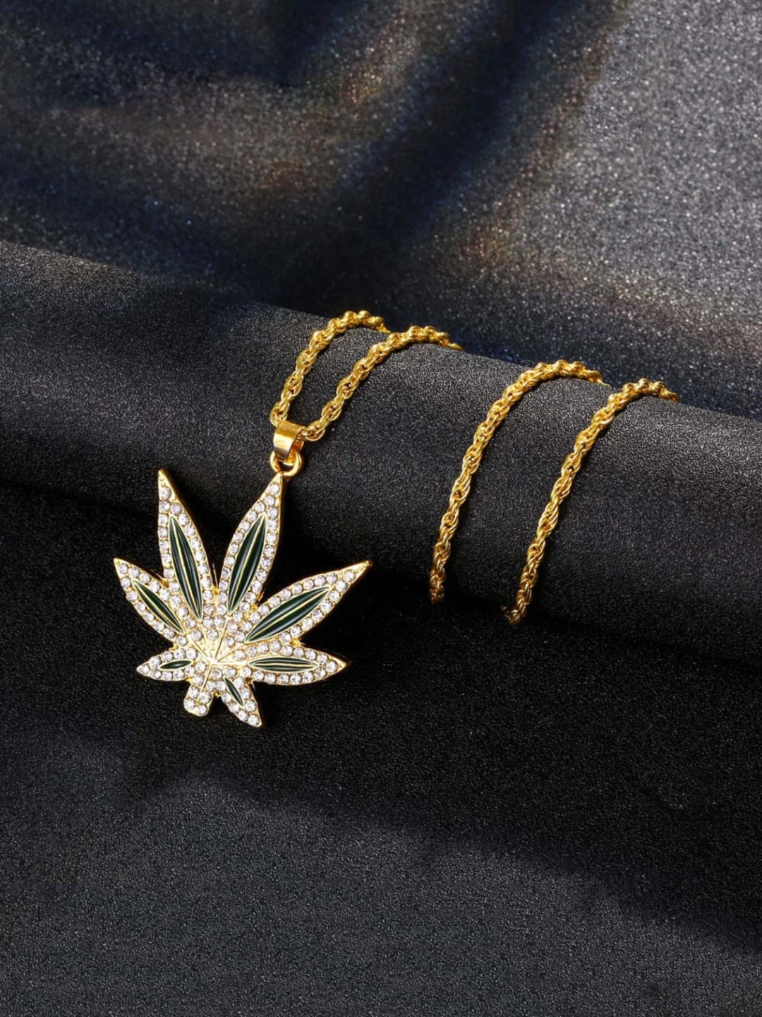 

SALTY Cannabis Leaf Men Stainless Steel Contemporary Pendant with Chain, Gold
