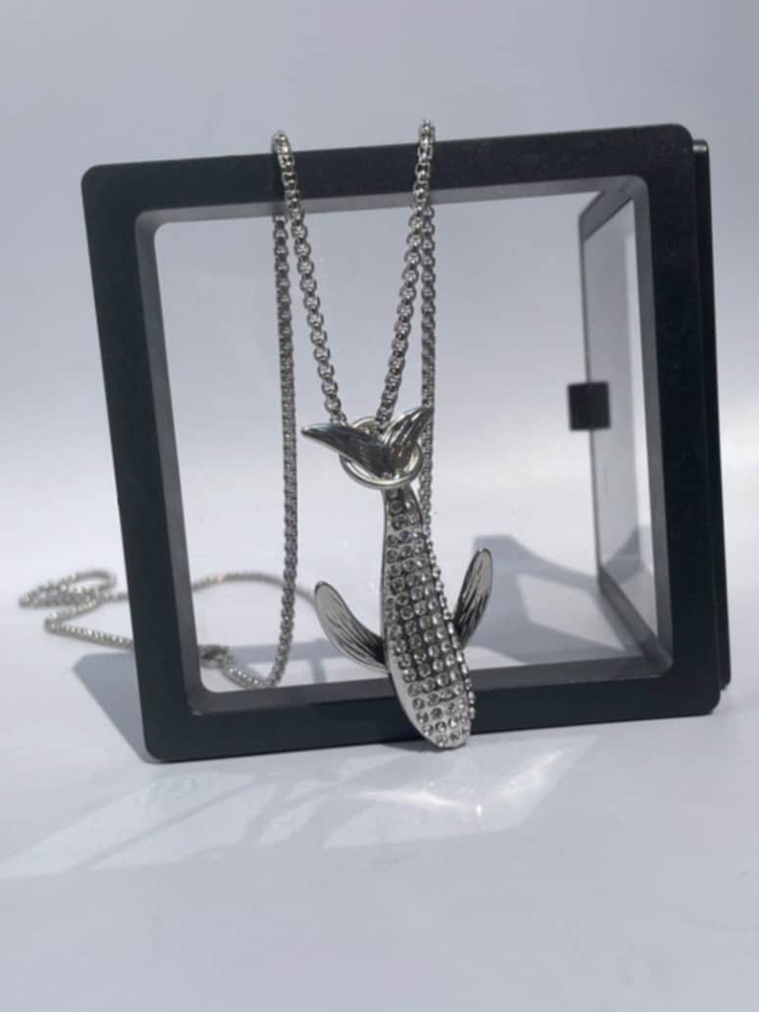 

SALTY Men Stainless Steel Contemporary Pendant with Chain, Silver