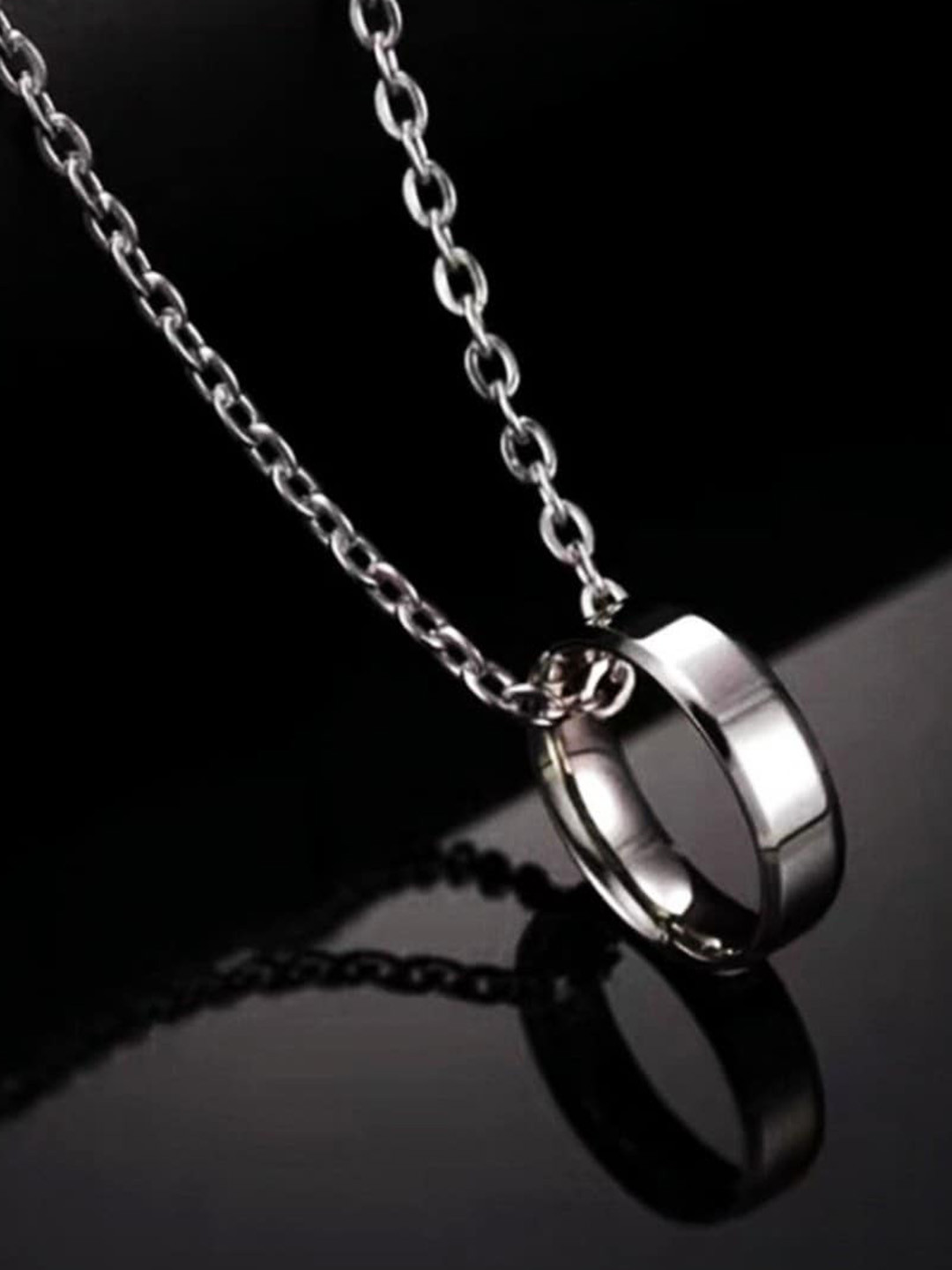 

SALTY Men Stainless Steel Helix Silver Chain with Pendant