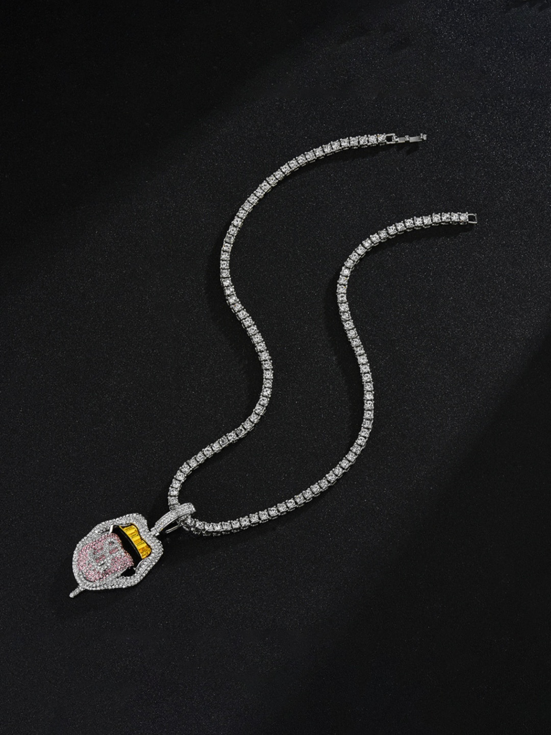

SALTY Men Stainless Steel Travis Scott Diamond Chain with Pendant, Silver