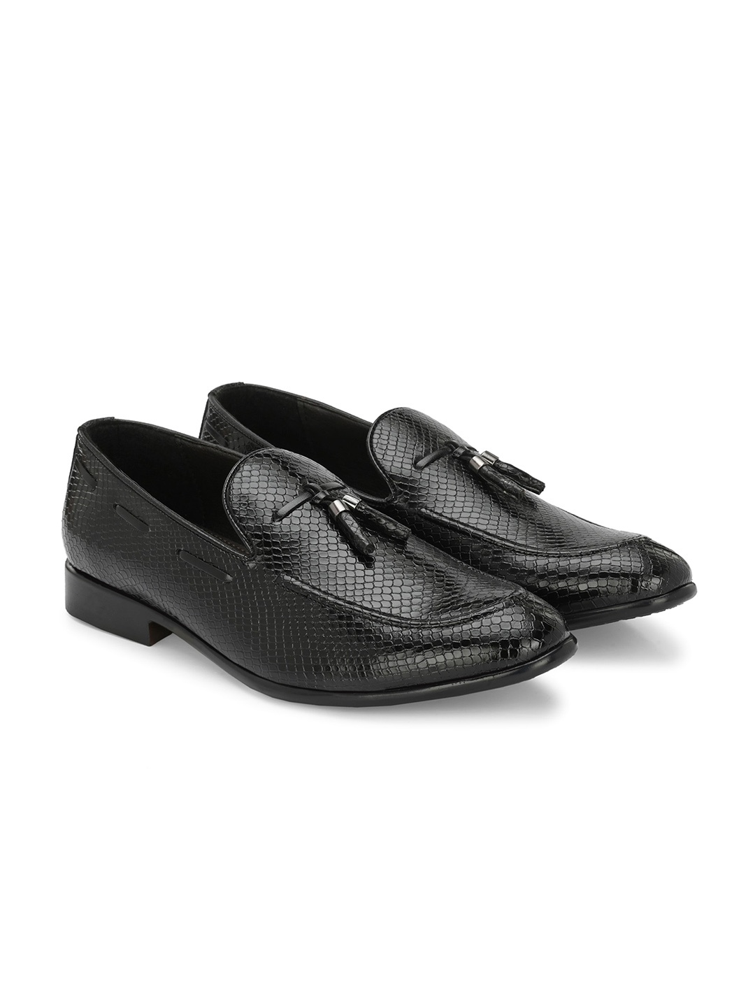 

Egoss Men Textured Leather Formal Tassel Loafers, Black