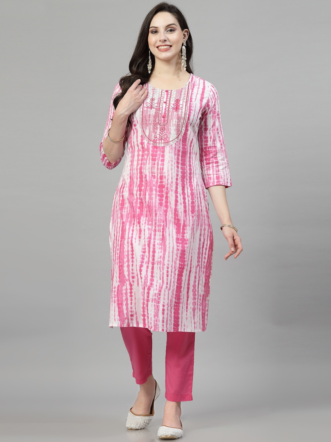 

SkyaSia Tie & Dye Printed Pure Cotton Straight Kurta With Trousers & Dupatta, Pink