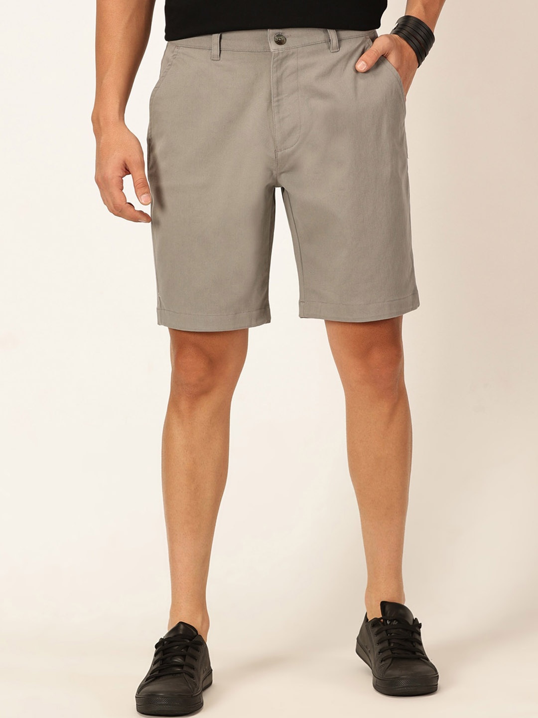 

Provogue Men Slim Fit Mid-Rise Chino Shorts, Grey