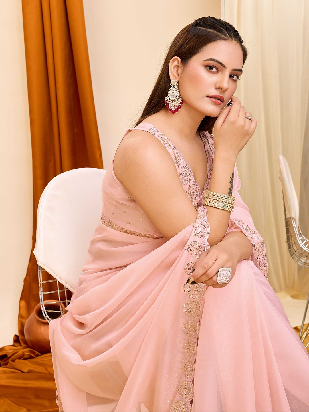 

HERE&NOW Embellished Sequinned Organza Saree, Pink