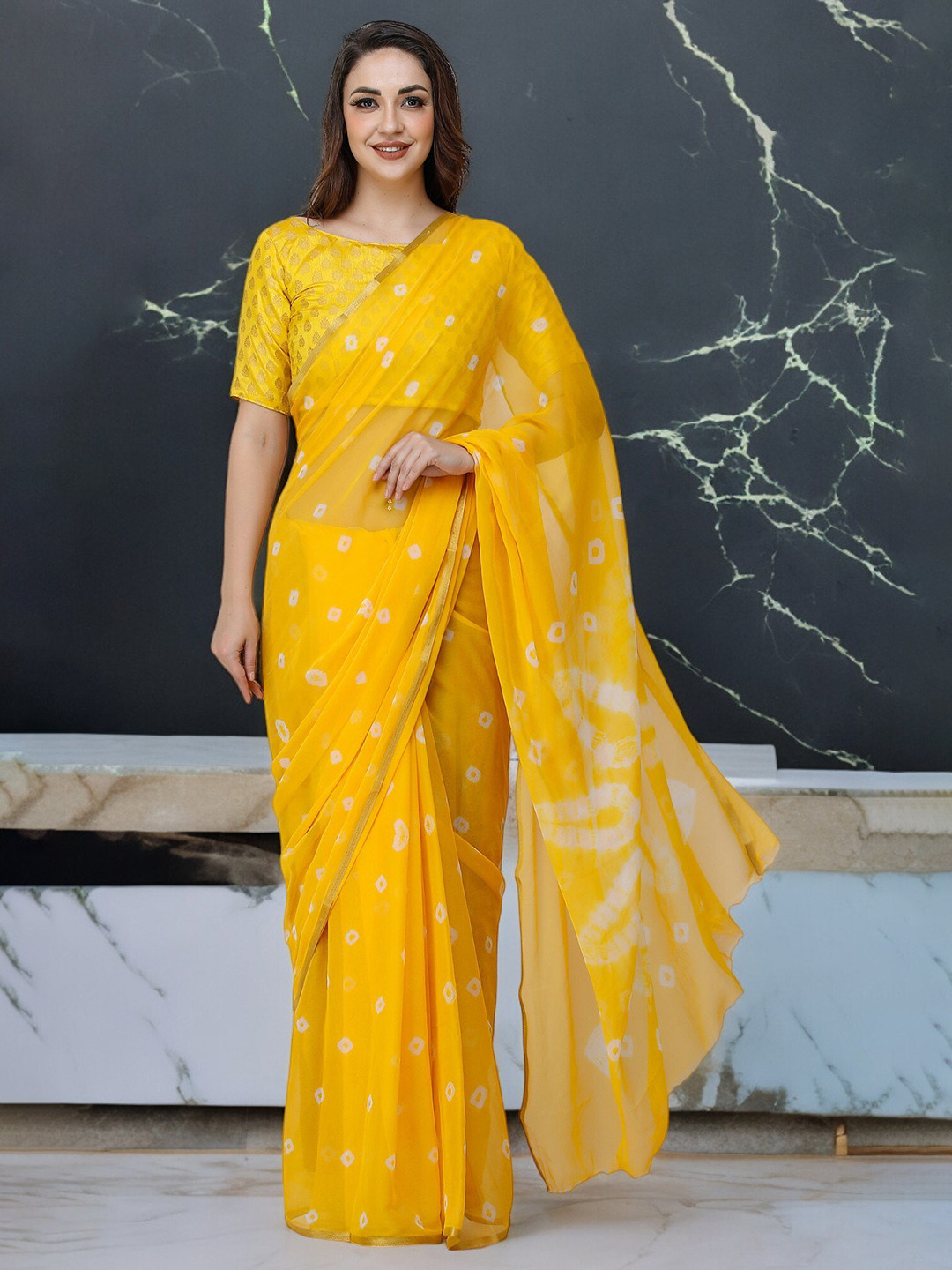 

CLAFOUTIS Bandhani Dyed Saree, Yellow