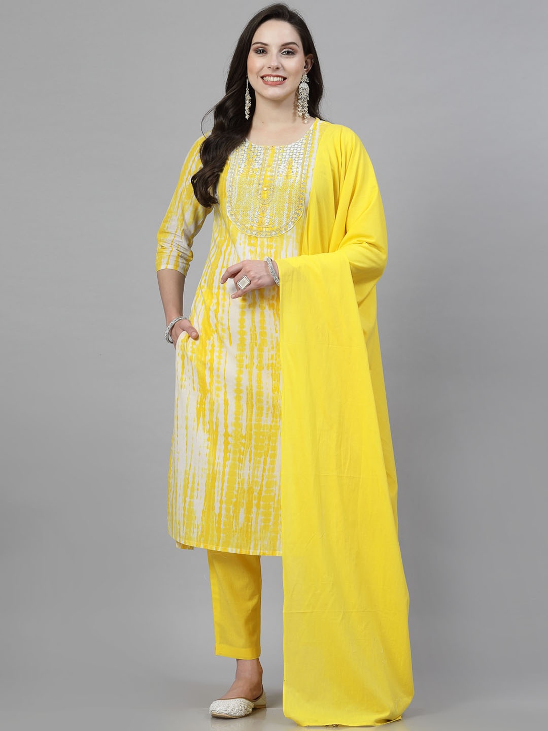 

KALINI Round Neck Ethnic Motifs Dyed Regular Pure Cotton Kurta Set, Yellow