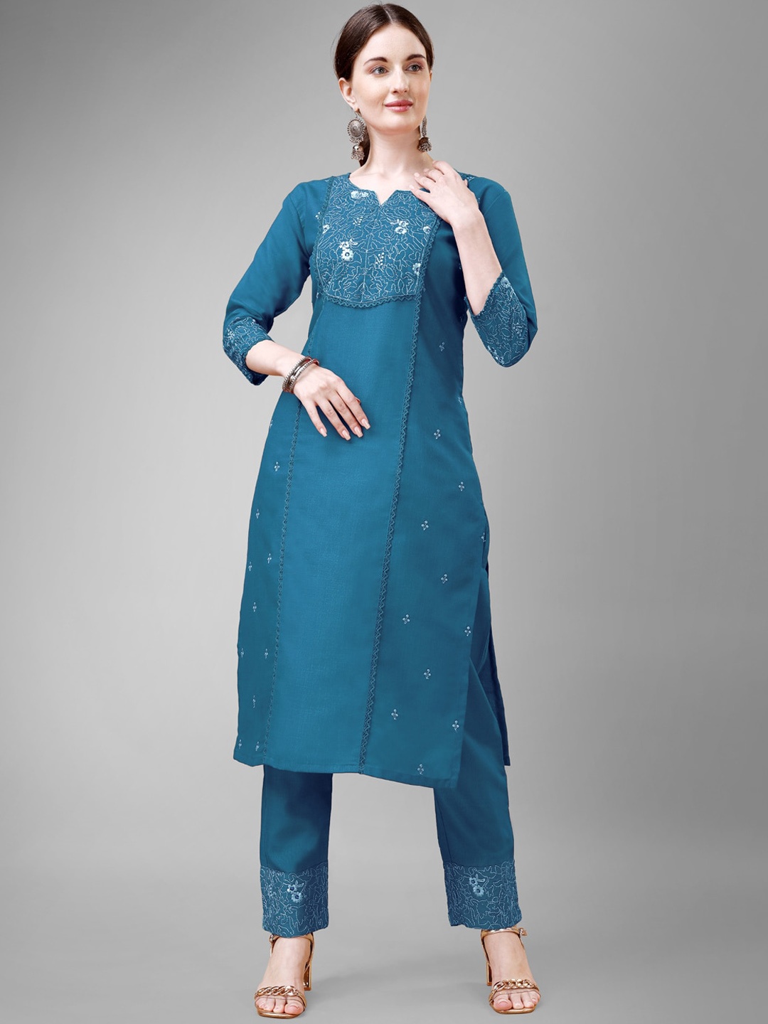

ARADHNA Women Ethnic Motifs Embroidered Regular Gotta Patti Kurti with Churidar, Blue