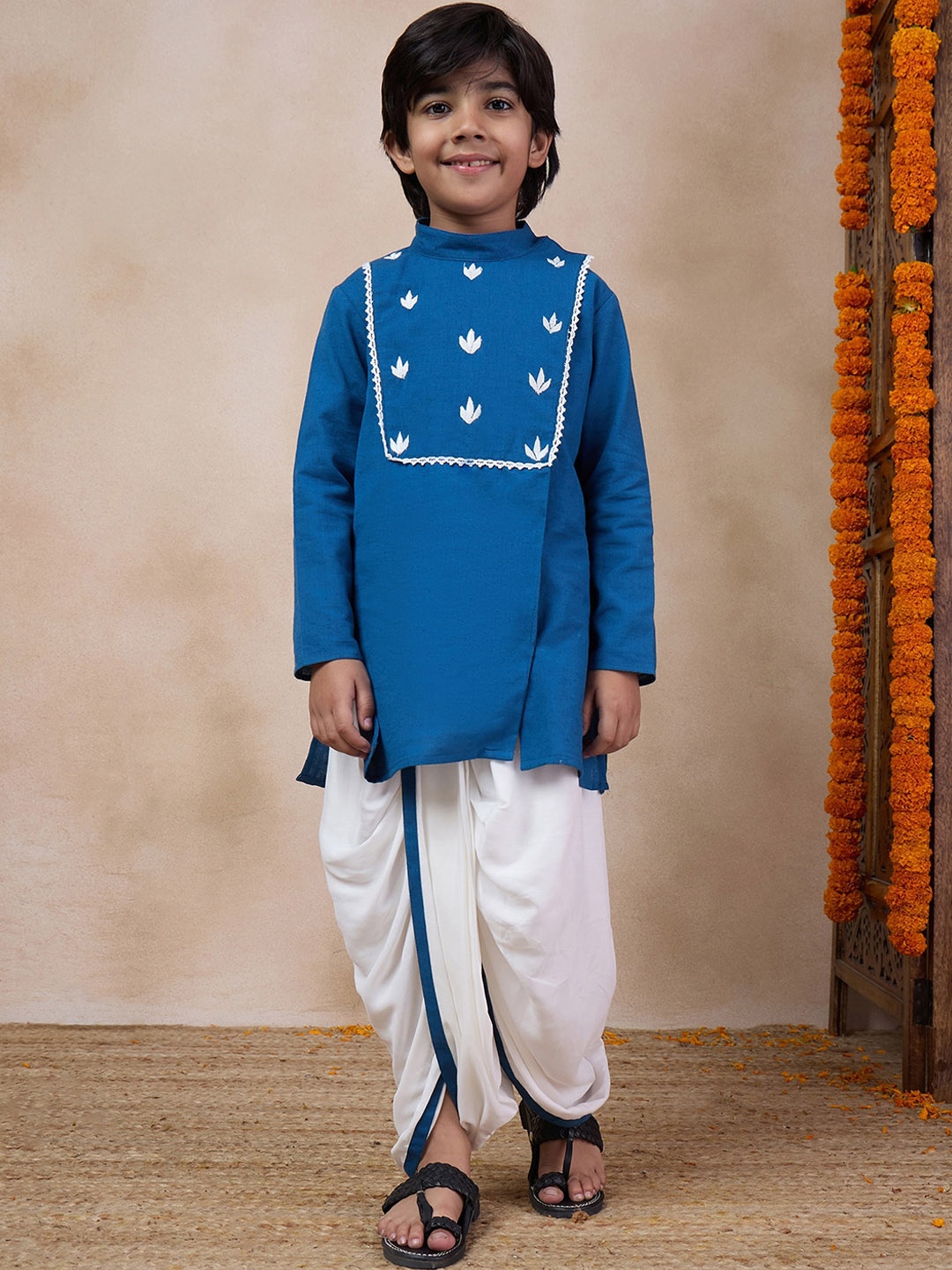 

pspeaches Boys Mandarin Collar Floral Yoke Design Regular Thread Work Kurta with Dhoti Pants, Blue