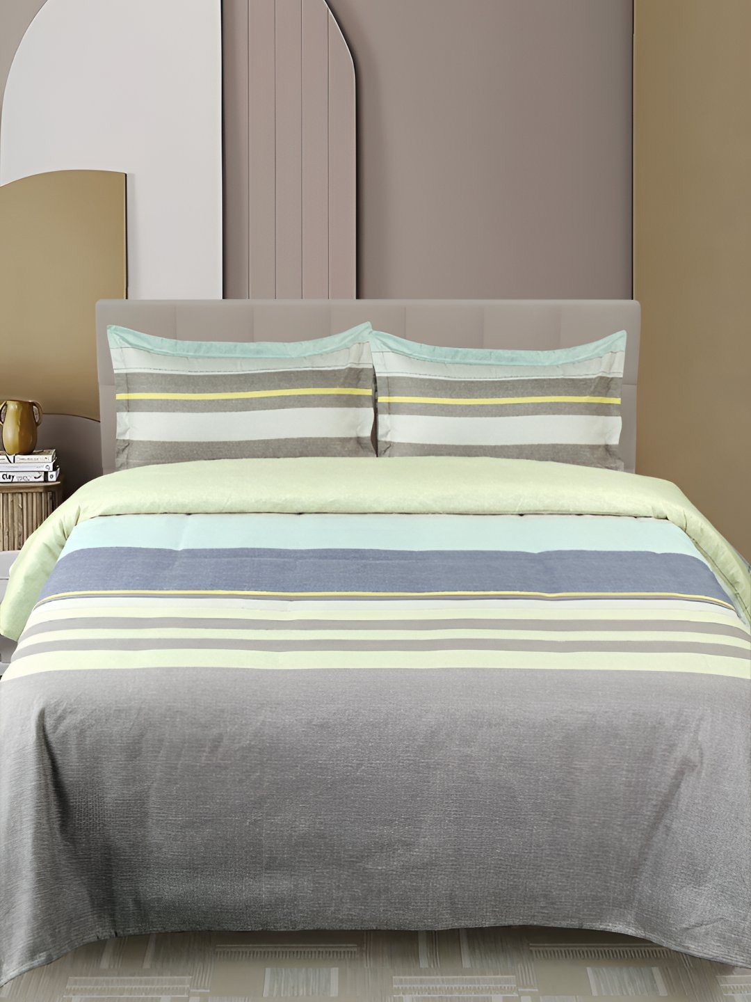 

GAPU & BALY Grey & Blue Striped 120 TC King Bedsheet with 2 Pillow Covers