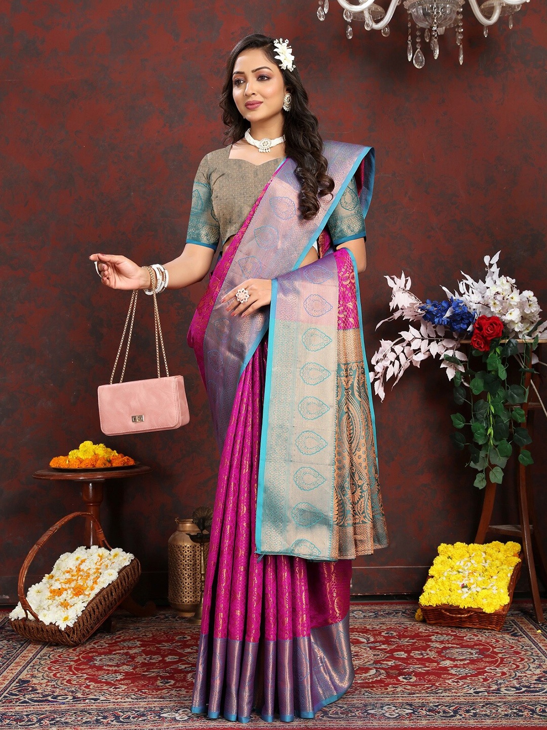 

SILK SAREE HUB Woven Design Pure Silk Kanjeevaram Zari Saree, Pink