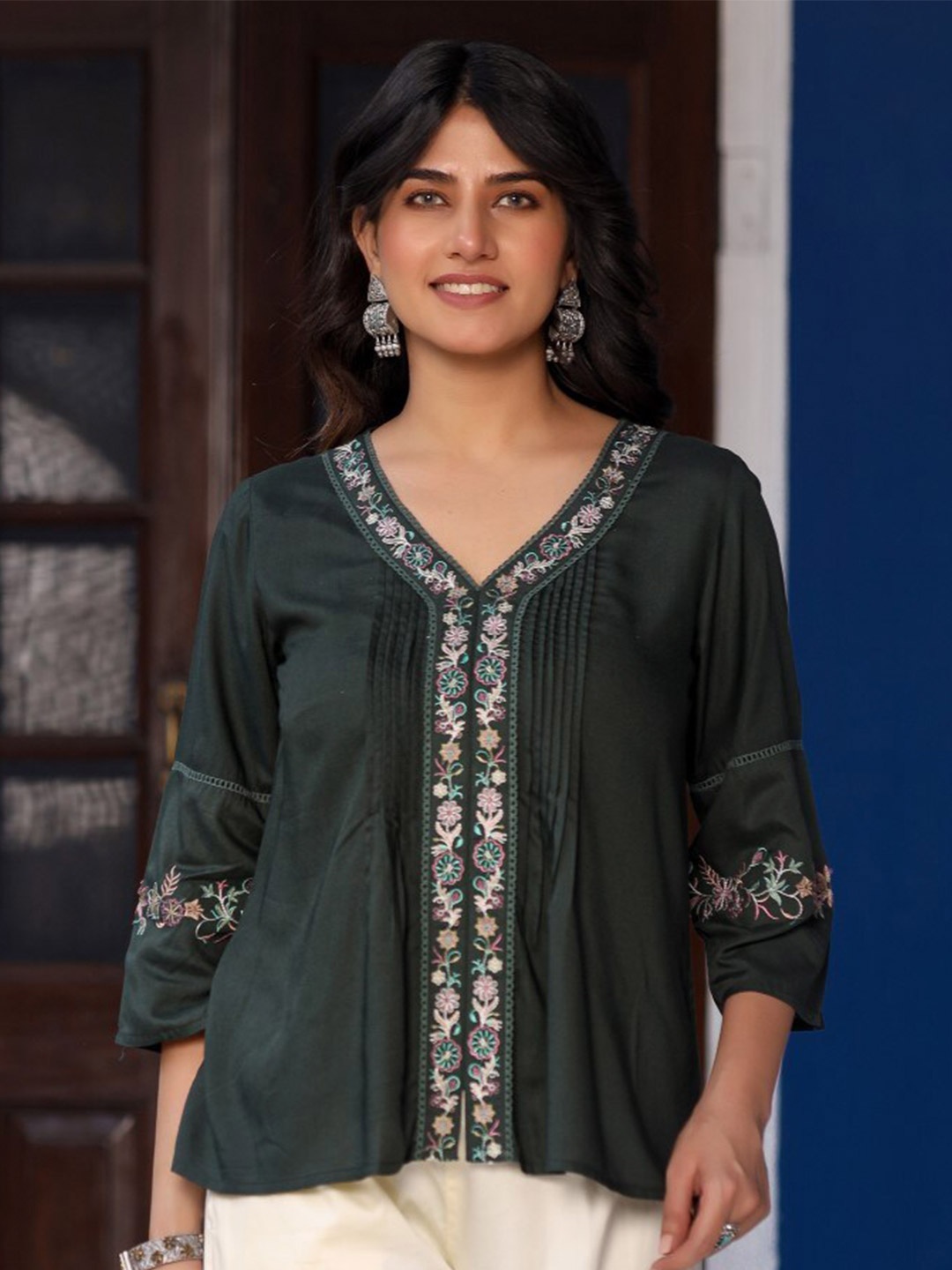 

Juniper Embroidered V-Neck Tunic, Green