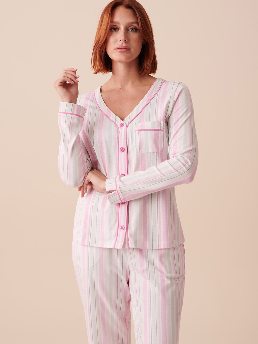 

La Vie en Rose Striped V-Neck Long Sleeves Lounge shirts, Pink