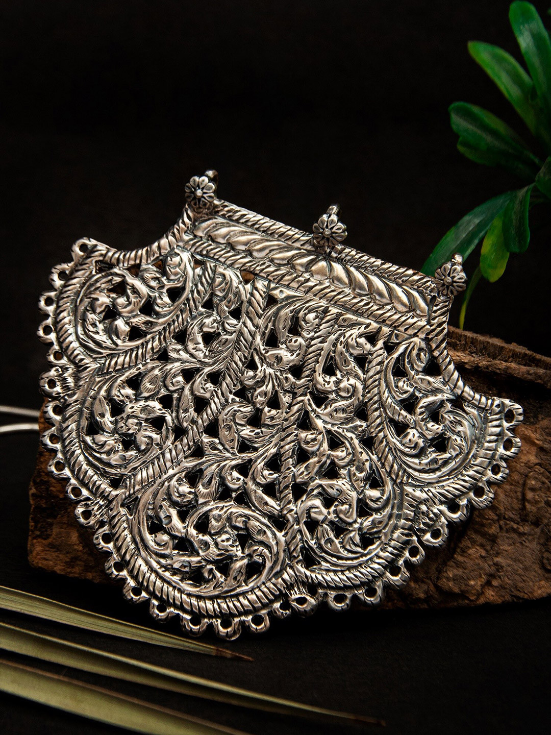 

Neeta Boochra 925 Sterling Silver-Plated Necklace