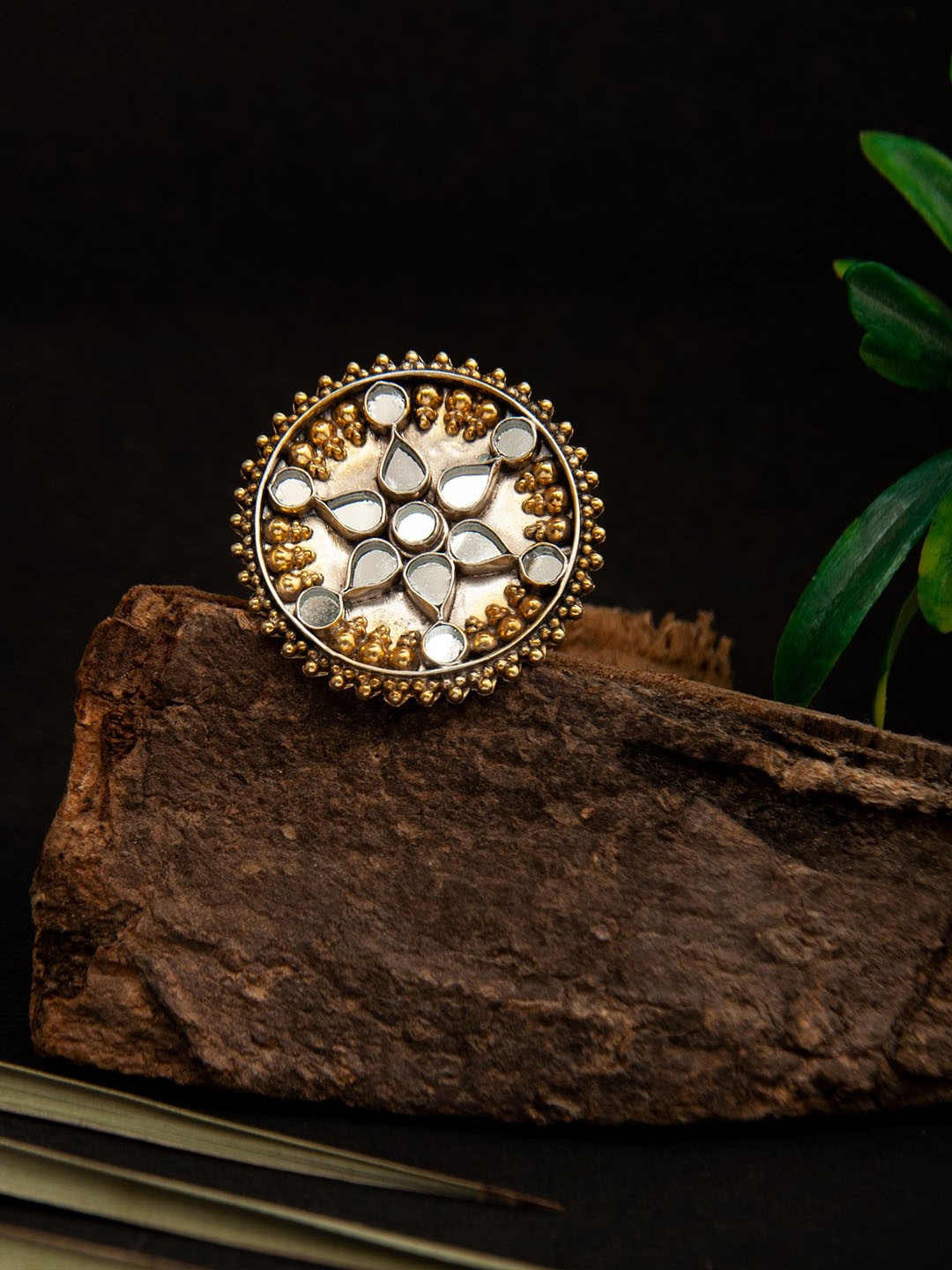 

Neeta Boochra 22KT Gold Plated 925 Sterling Silver Fing Ring