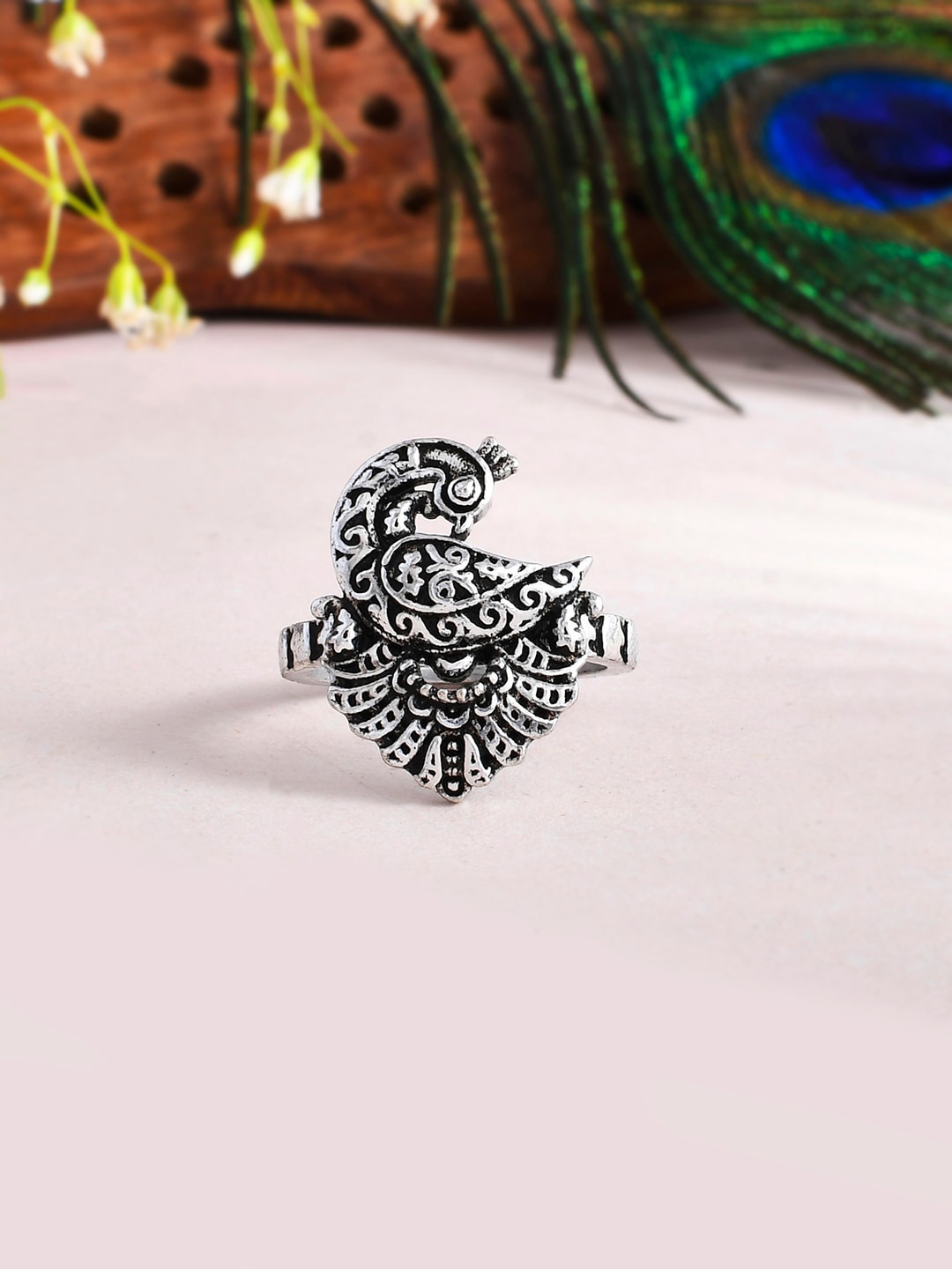 

Voylla Silver-Plated Mayuri Finger Ring
