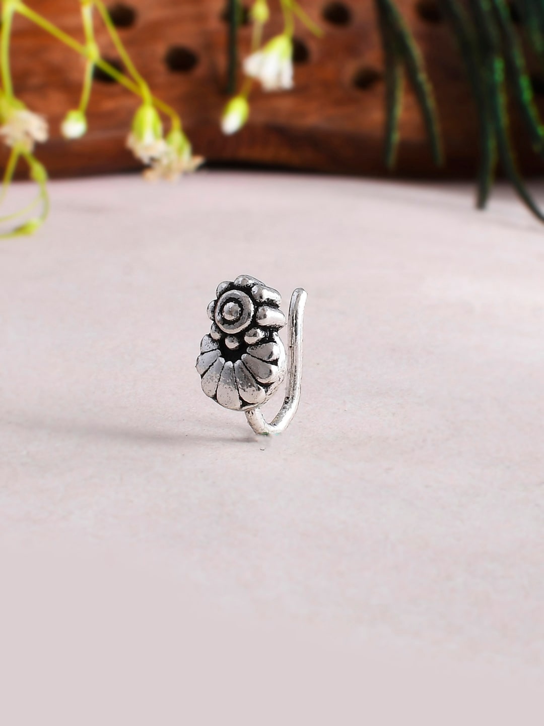 

Voylla Silver-Plated Stud Nosepin
