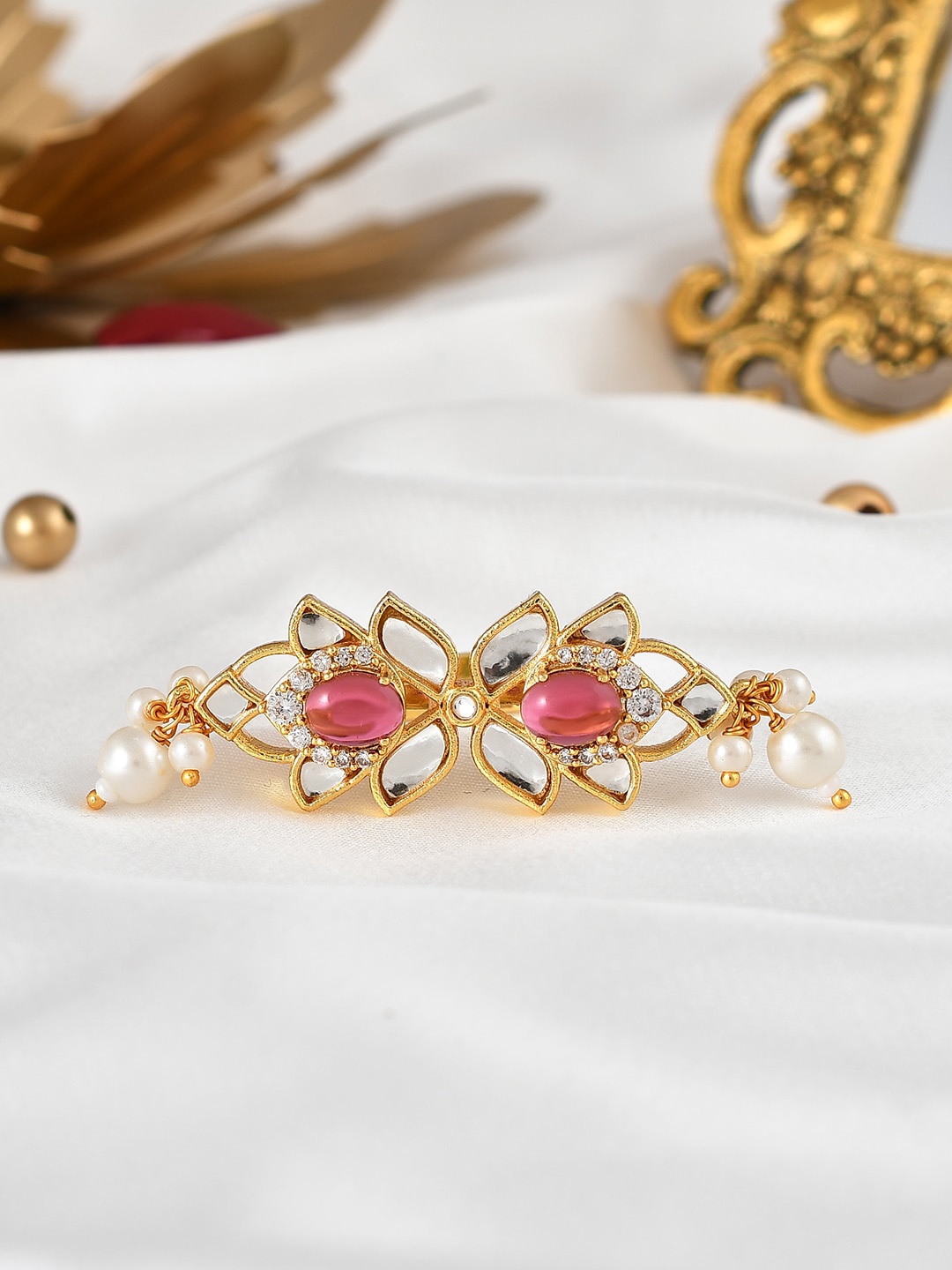 

Voylla Gold Plated Kundan Studded Finger Ring