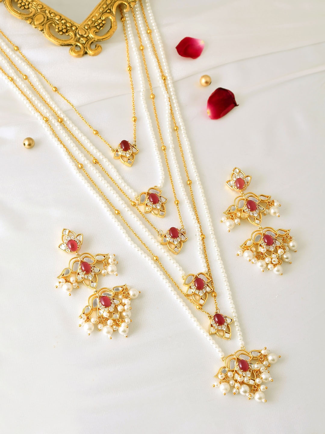 

Voylla Gold Plated Kundan Studded Necklace & Earrings