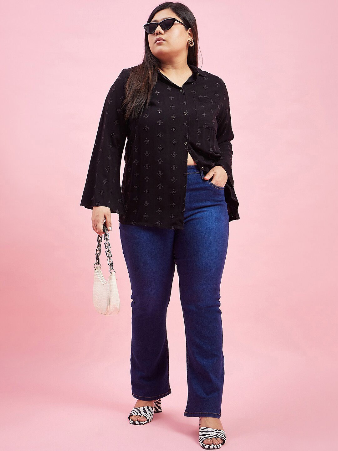 

AUSTIVO Plus Size Floral Casual Shirt, Black