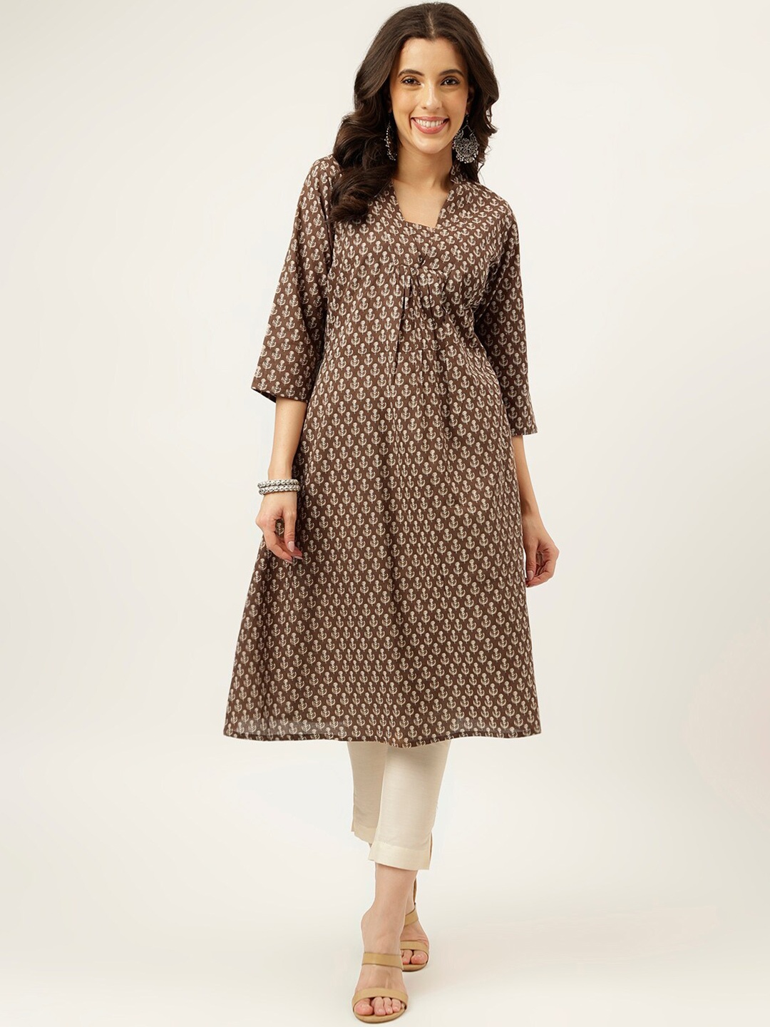 

SPARSA Floral Printed A-Line Kurta, Brown