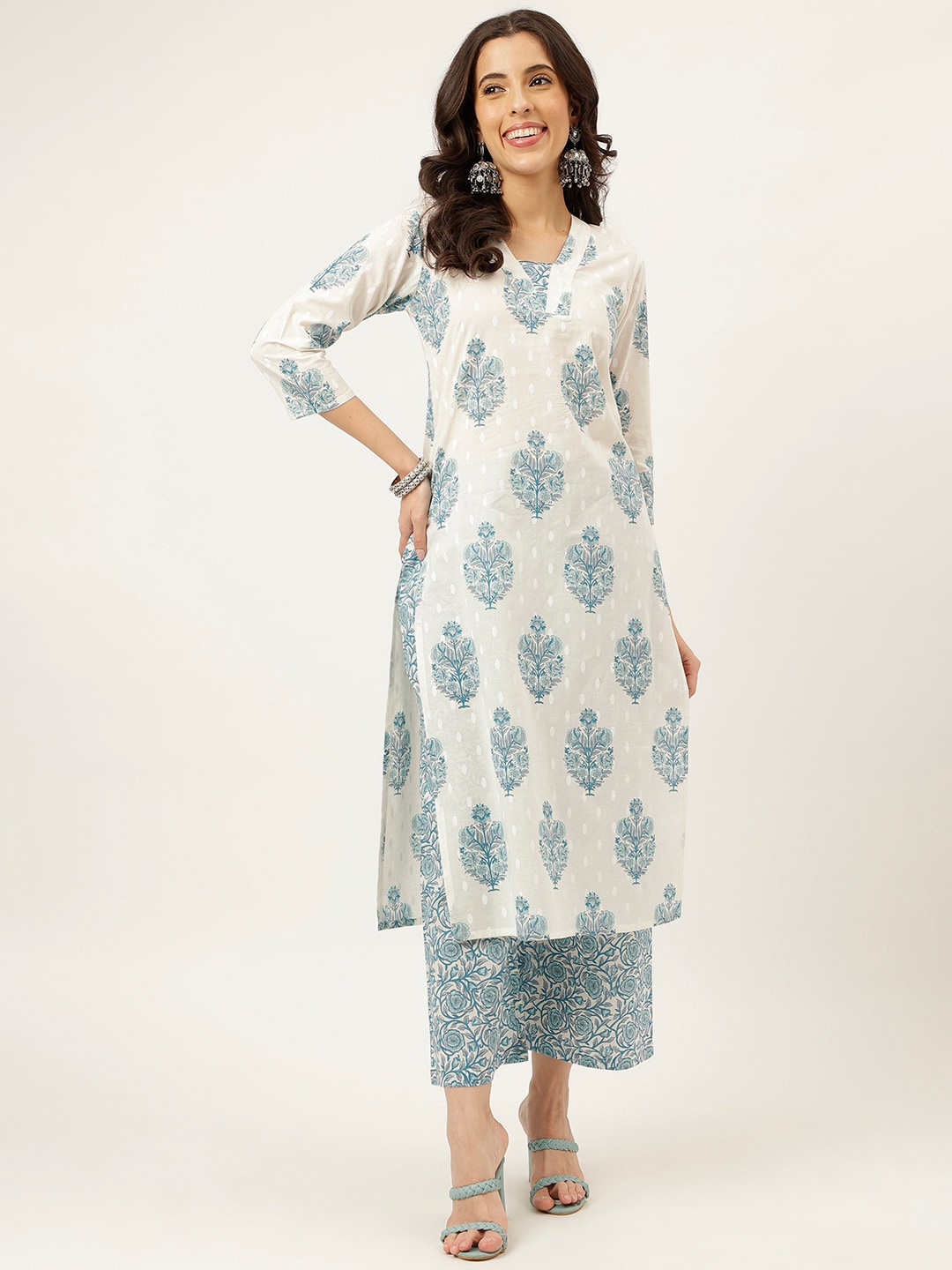 

SPARSA Floral Printed Regular Pure Cotton Kurta with Palazzos, White