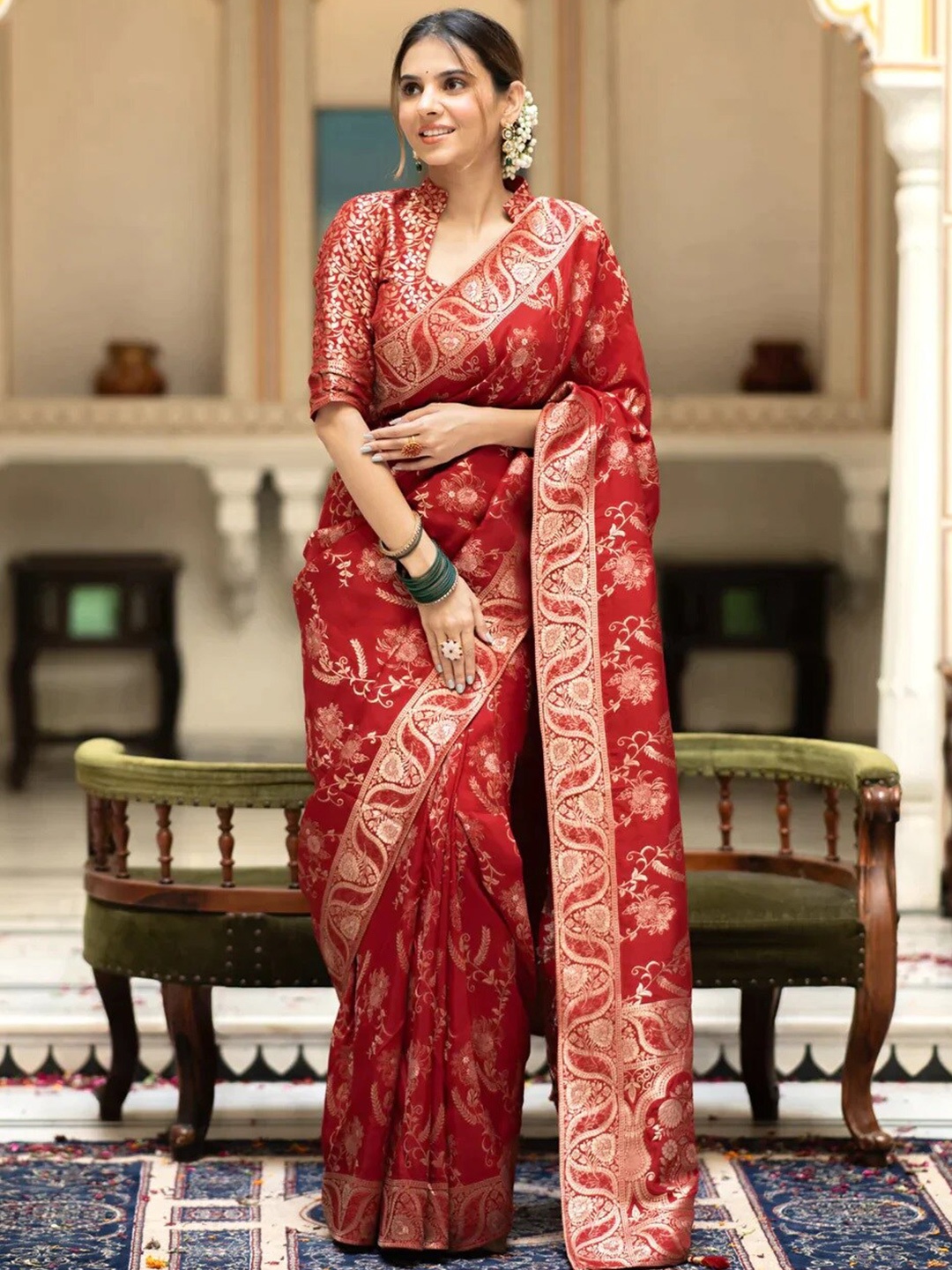 

PAVANPUTRA FAB Ethnic Motifs Woven Design Zari Banarasi Saree, Red