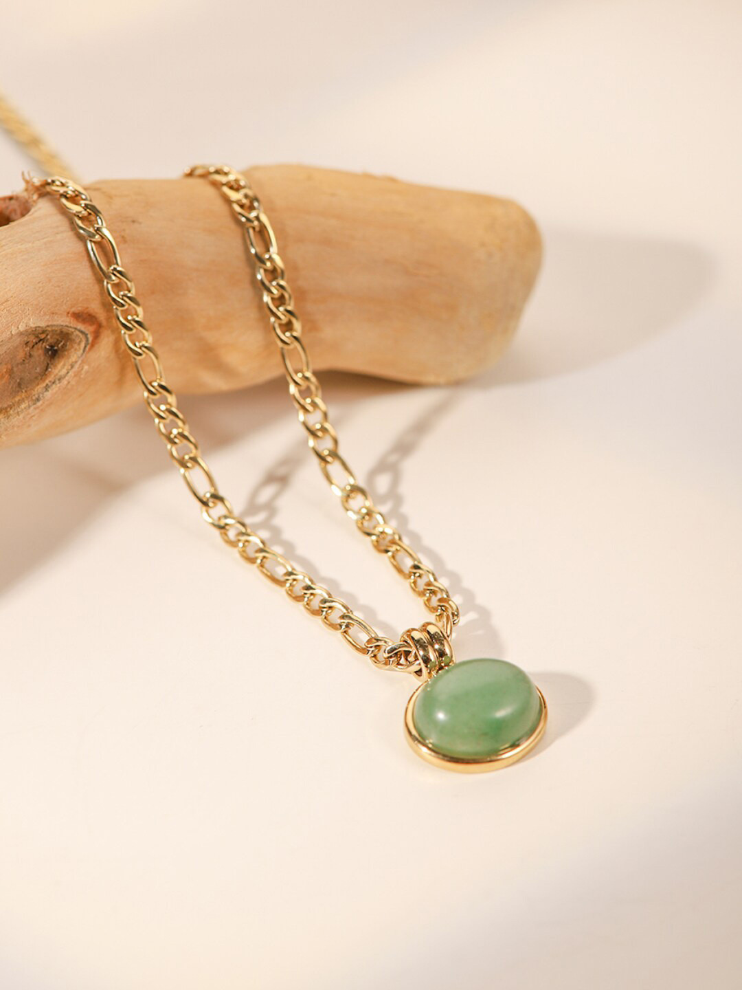 

Dorada Jewellery Gold-Plated Stainless Steel Oval Pendant With Chains