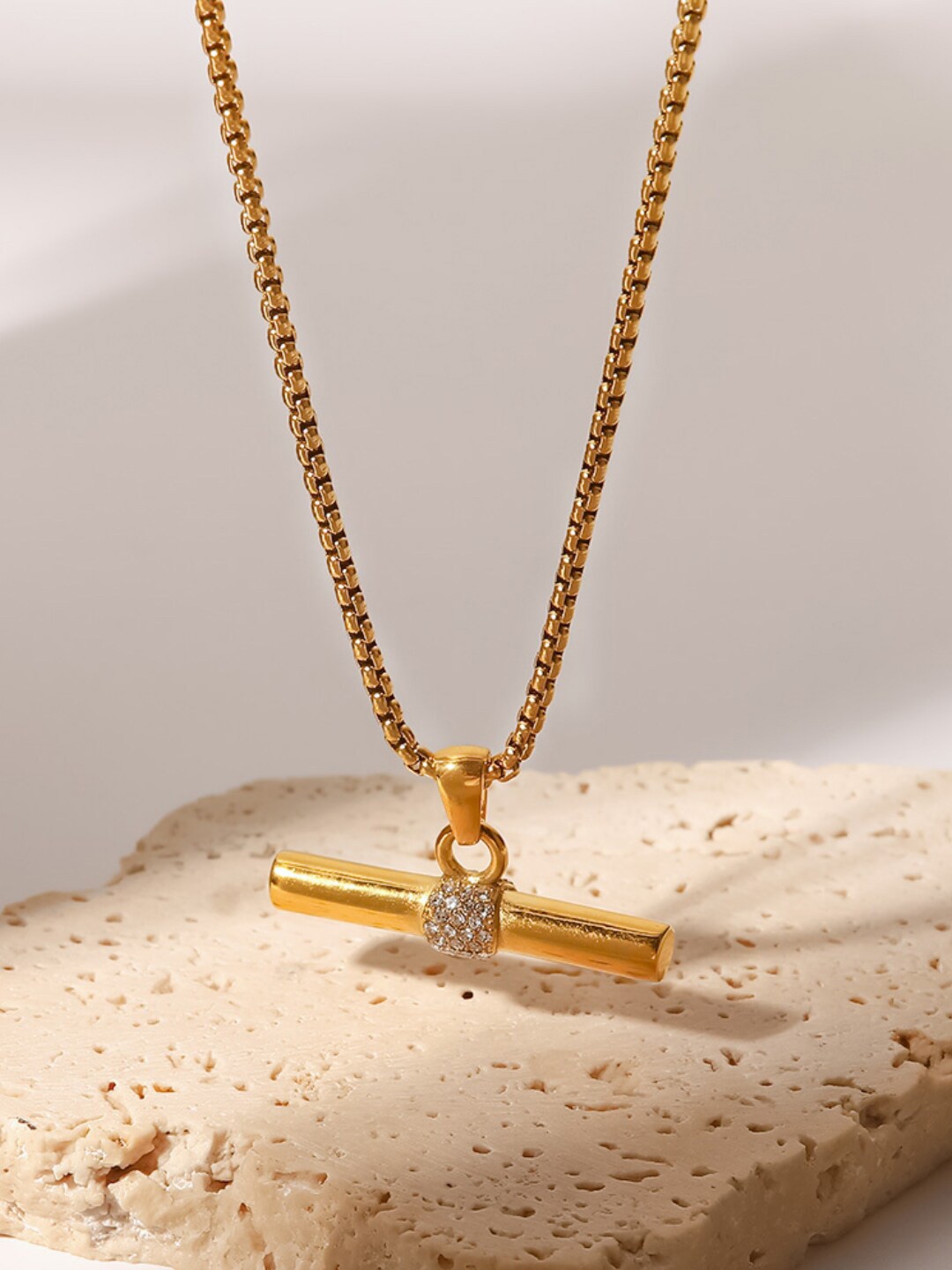 

Dorada Jewellery Gold-Plated Stainless Steel Geometric Shaped Pendant With Chains