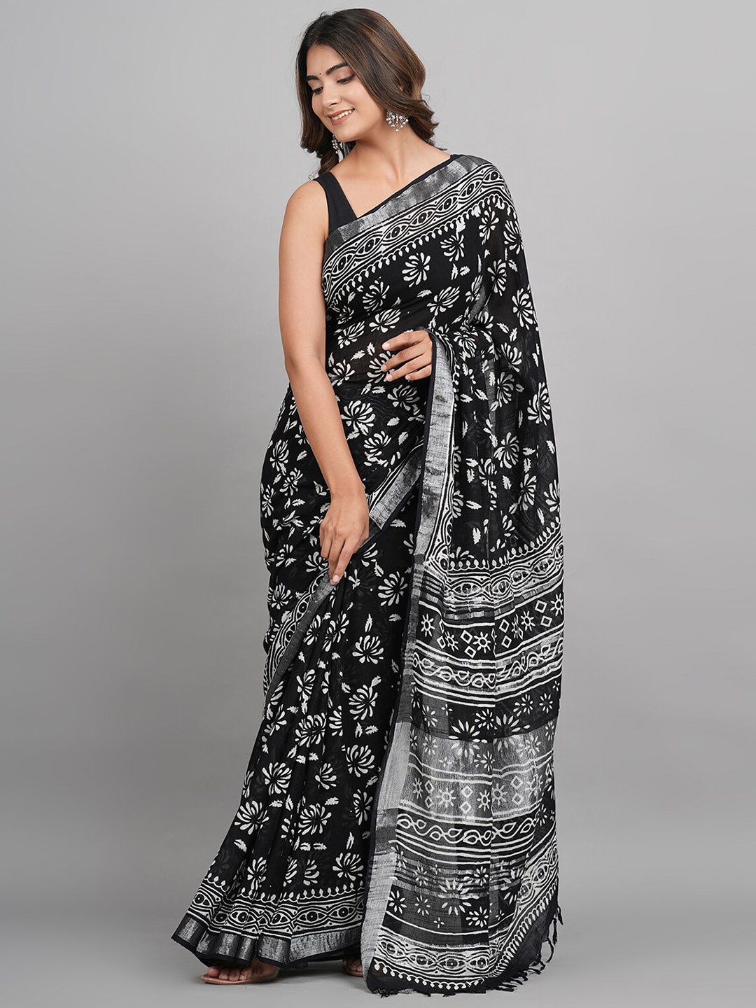 

SHOOLIN Ethnic Motifs Zari Pure Cotton Saree, Black