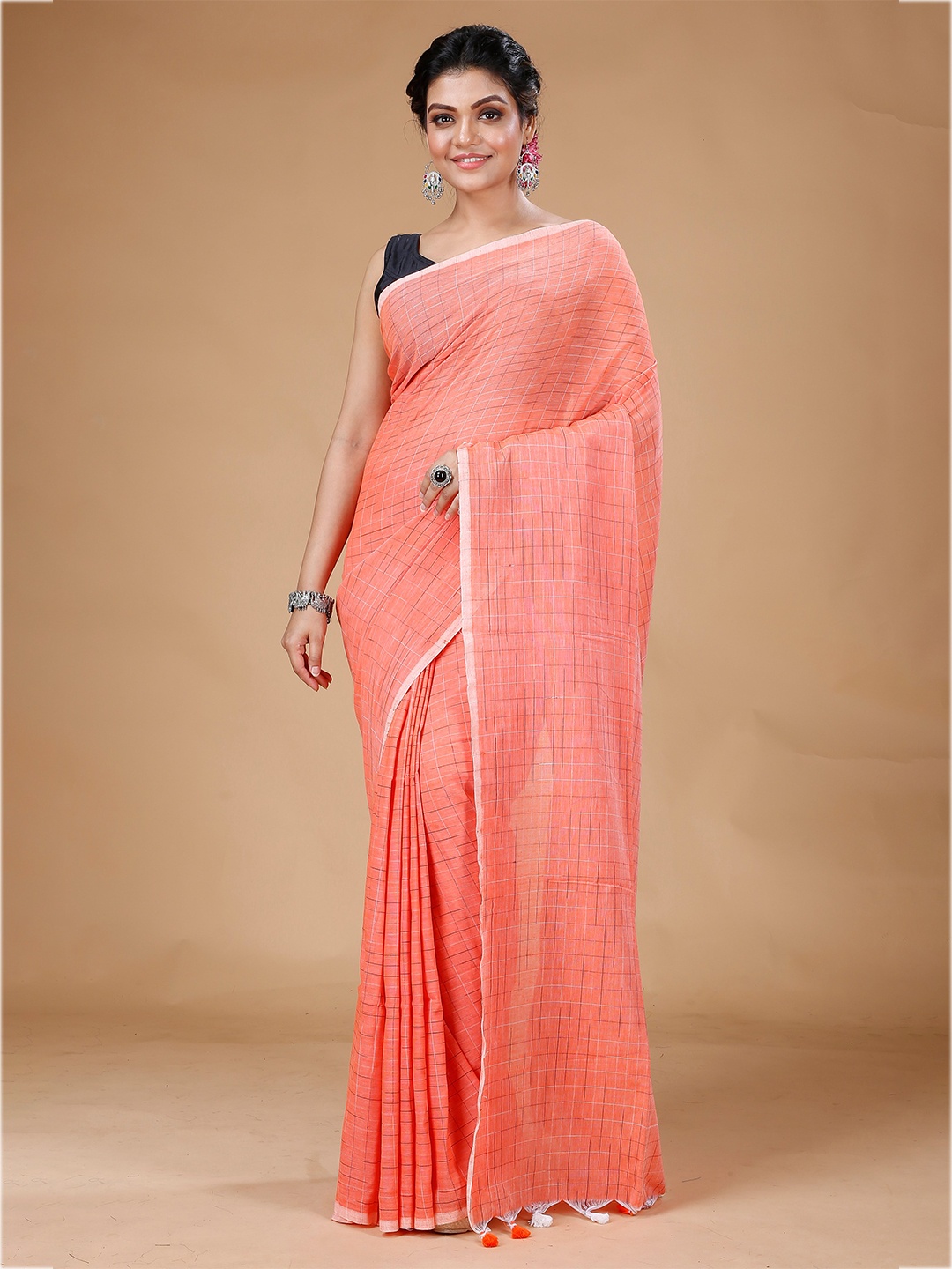 

Bong ButiQ Checked Pure Cotton Saree, Orange