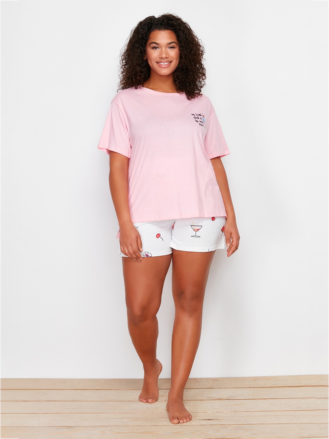 

Trendyol Plus Size Pure Cotton T-Shirt & Shorts, Pink