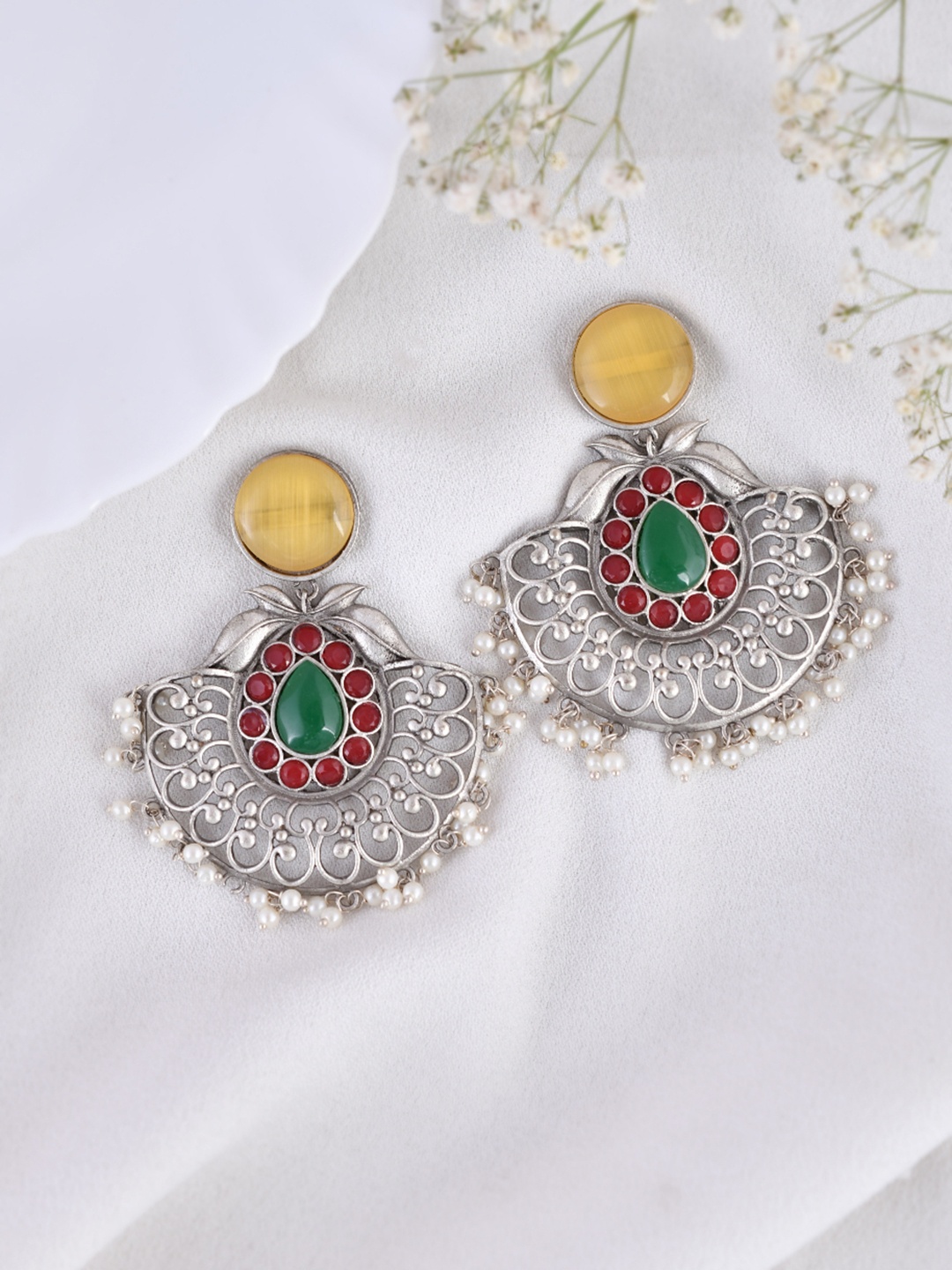 

DASTOOR Gold Plated Artificial Stones Chandbalis, Silver