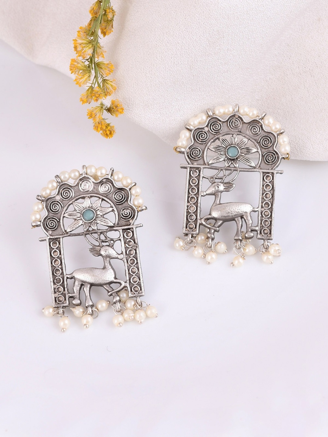 

DASTOOR Silver-Plated Contemporary Oxidised Drop Earrings
