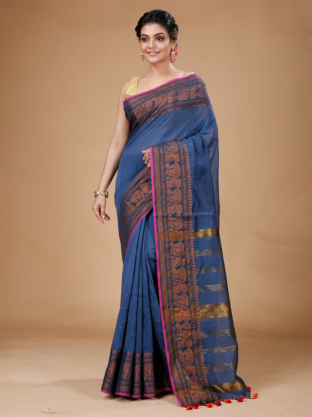 

Bong ButiQ Zari Silk Cotton Saree, Blue