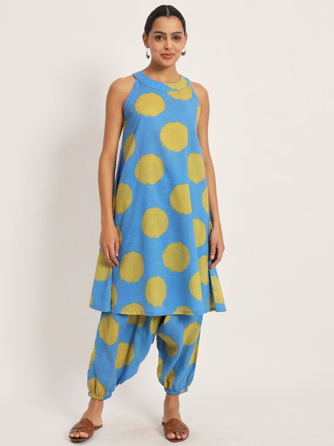 

FABNEST Printed Regular Kurta & Harem Pants, Blue