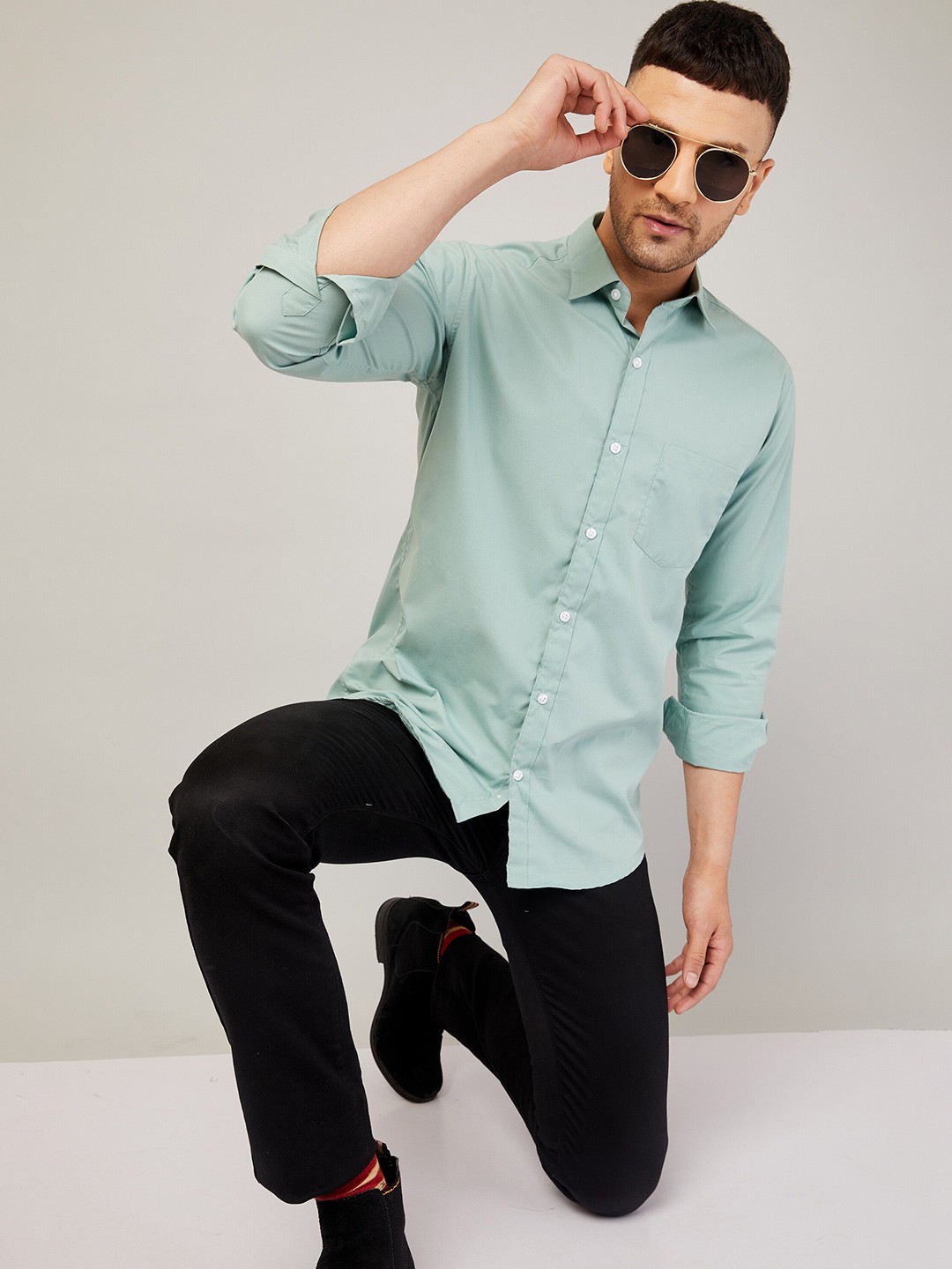 

LOUIS MONARCH Comfort Spread Collar Long Sleeves Slim Fit Cotton Casual Shirt, Green