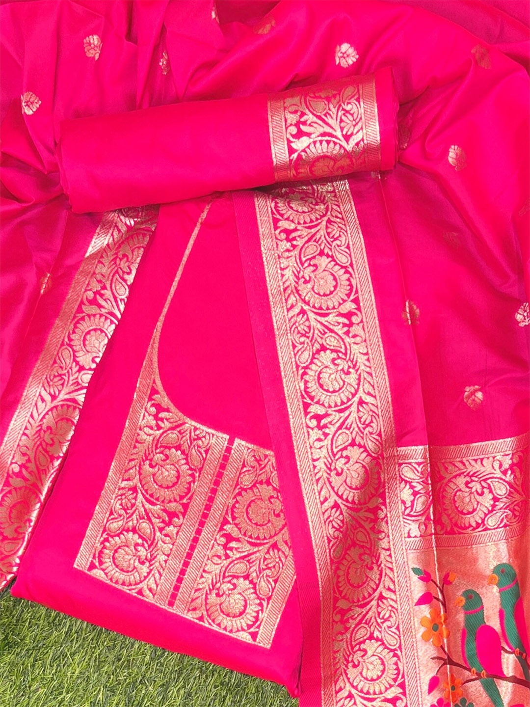 

ZARIMO Ethnic Motifs Woven Design Pure Silk Unstitched Dress Material, Pink