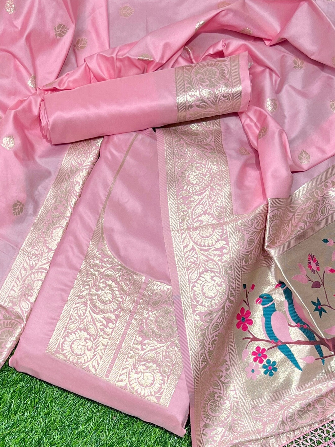

ZARIMO Pure Silk Unstitched Dress Material, Pink