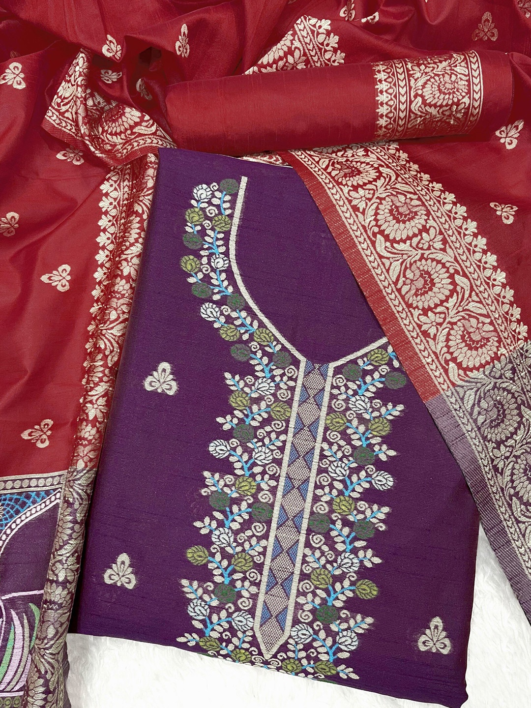 

ZARIMO Raw Silk Unstitched Dress Material, Burgundy