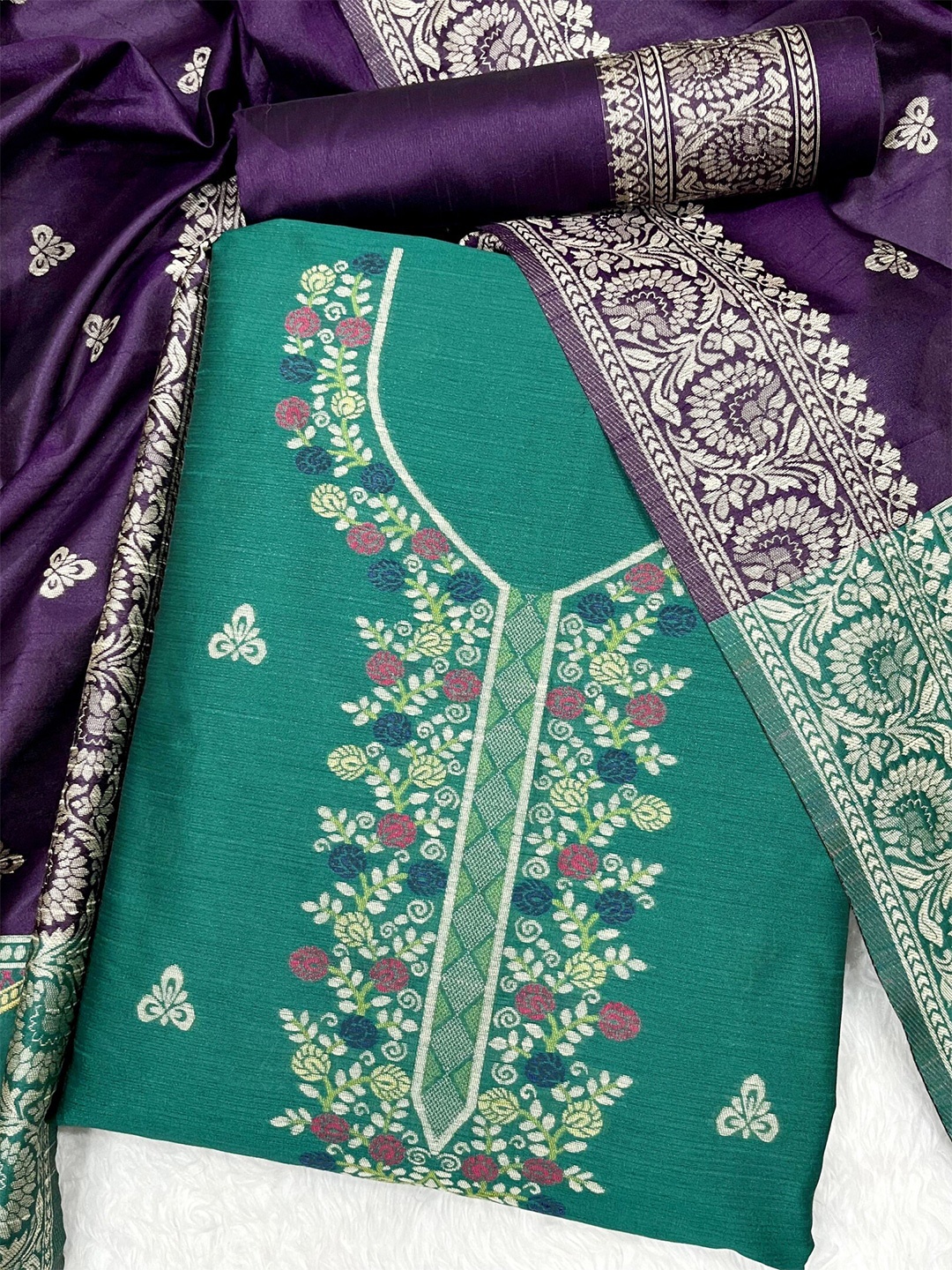 

ZARIMO Raw Silk Unstitched Dress Material, Teal