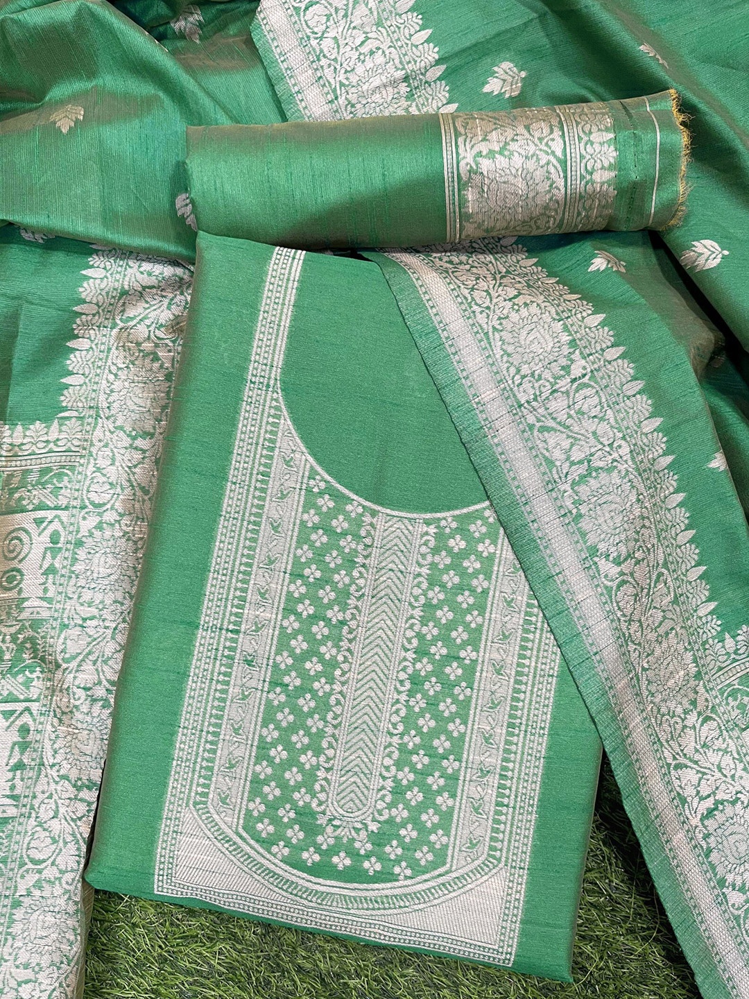 

ZARIMO Floral Woven Design Raw Silk Unstitched Dress Material, Green