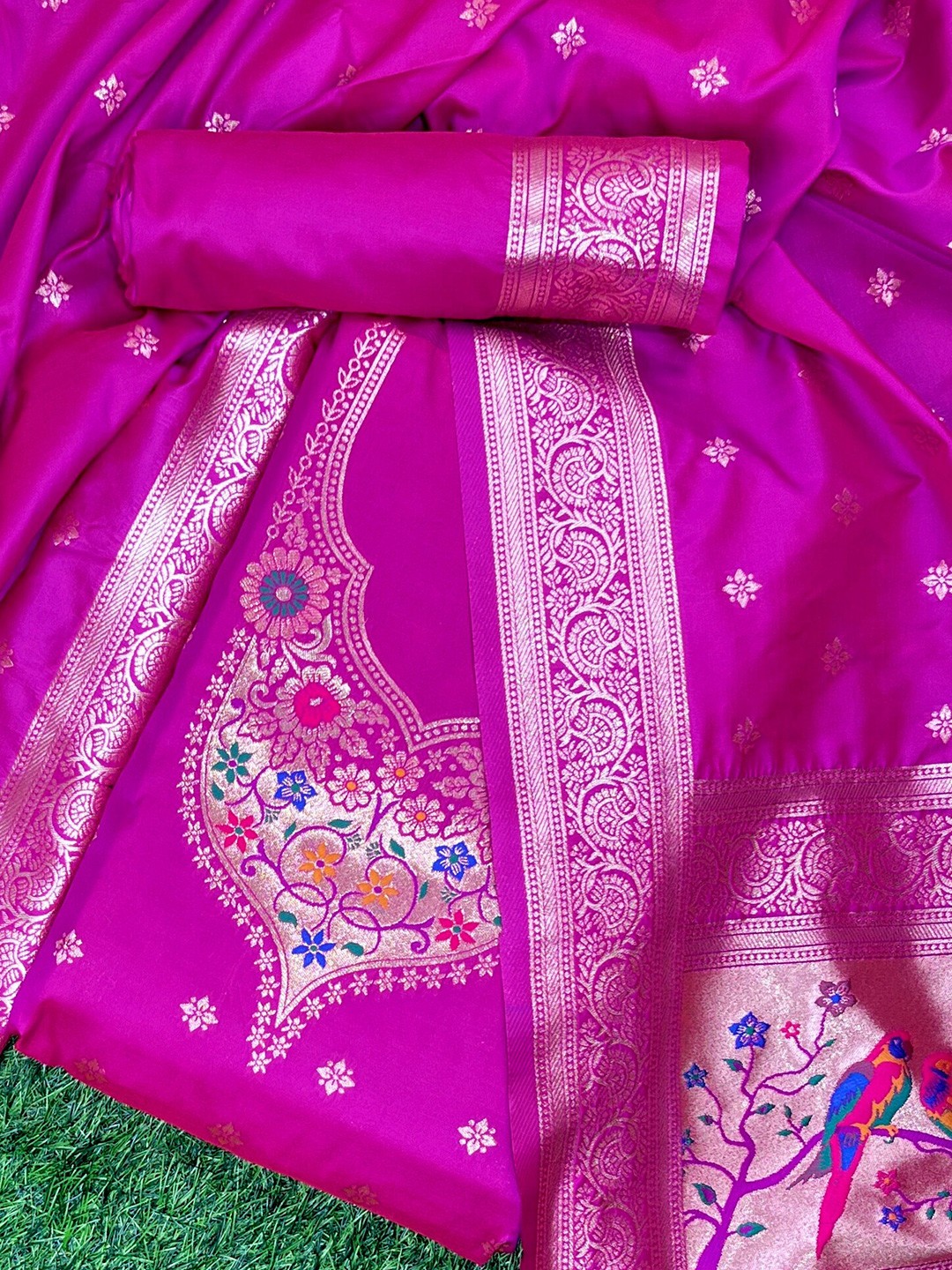 

ZARIMO Pure Silk Unstitched Dress Material, Pink