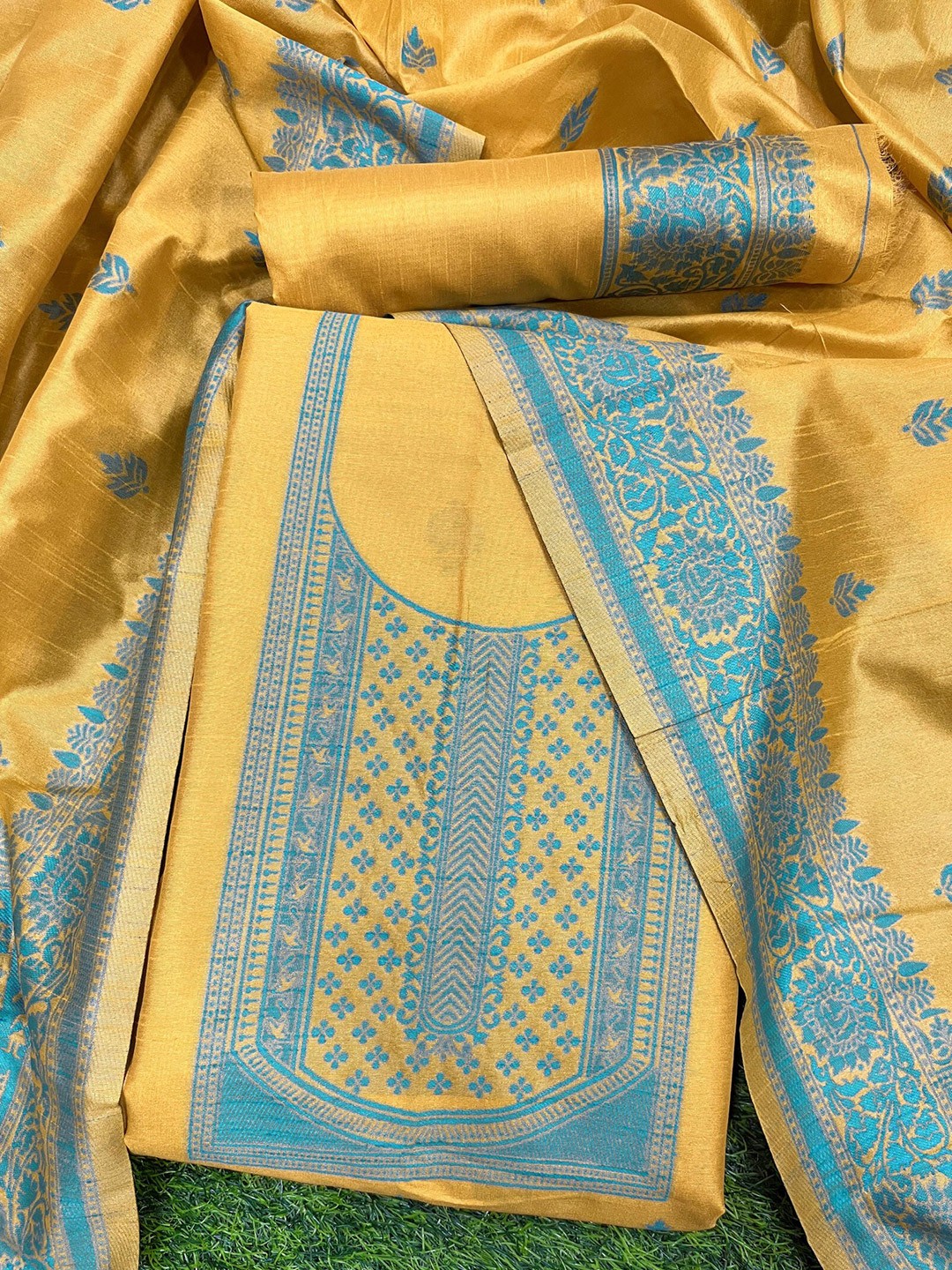 

ZARIMO Ethnic Woven Design Raw Silk Unstitched Dress Material, Yellow